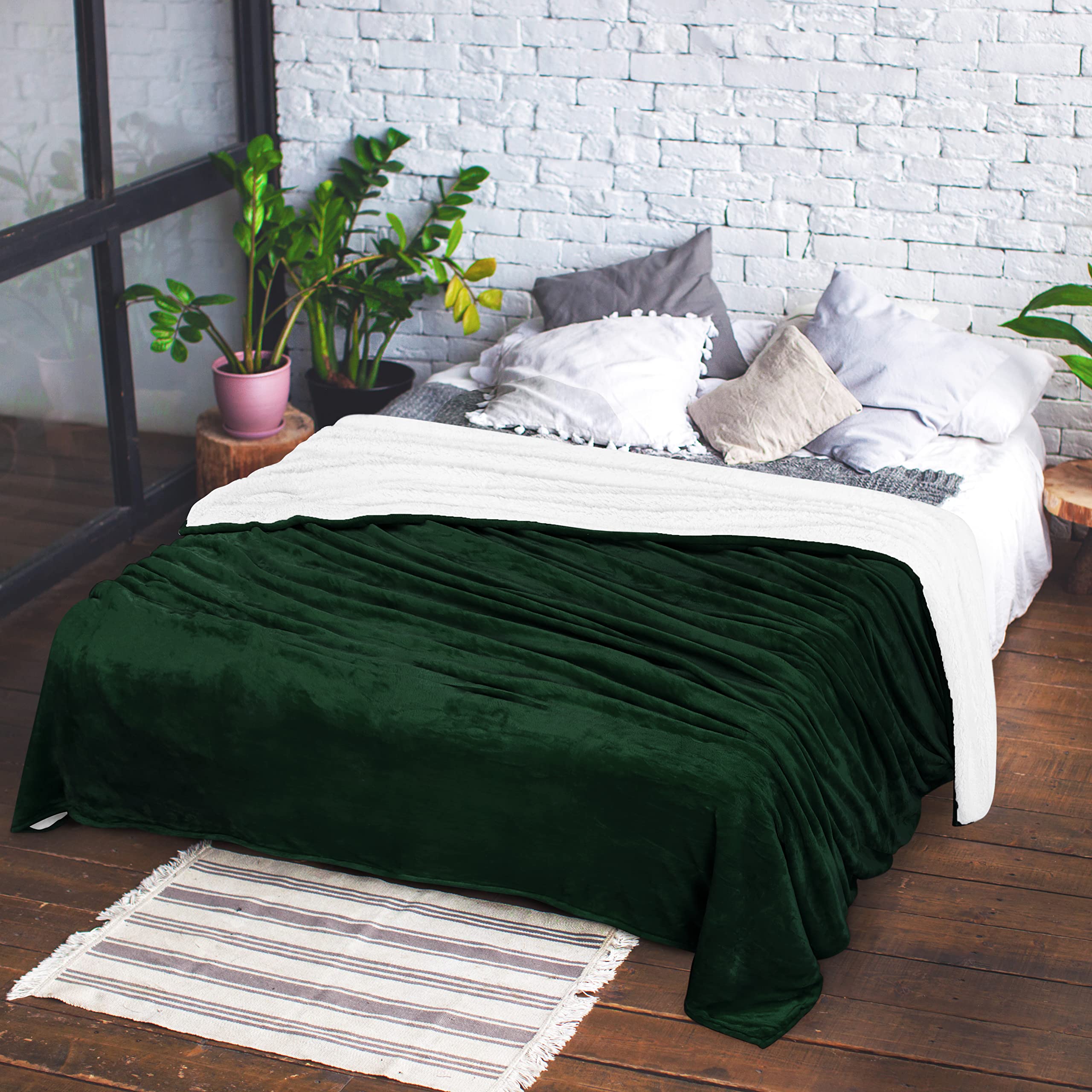 Foto 3 pulgar | Manta De Cama Sherpa De Blanket Utopia Bedding, 127 X 152 Cm, Color Verde Bosque - Venta Internacional.