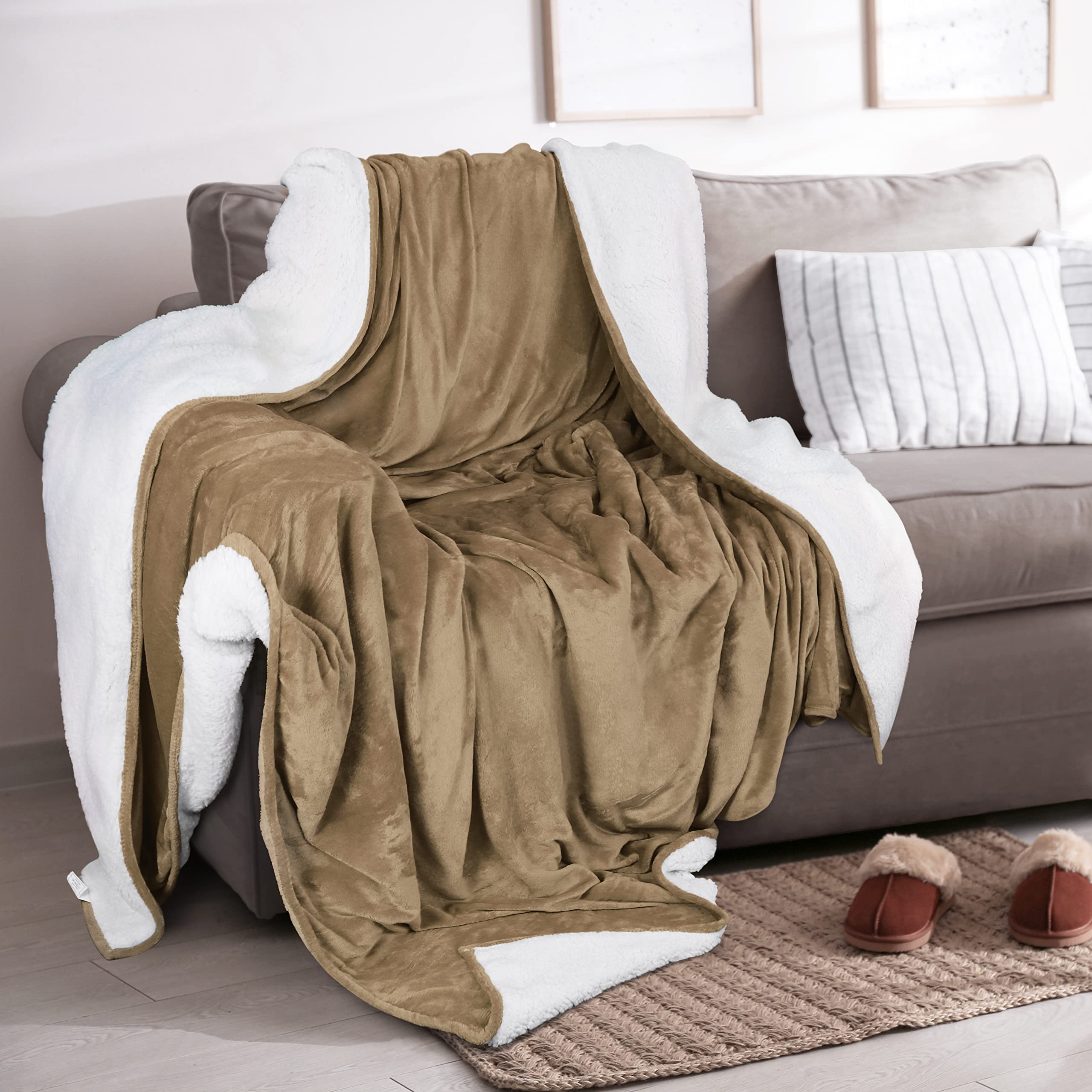 Foto 5 | Manta Utopia Bedding Sherpa King Size Camel 229 X 259 Cm - Venta Internacional.