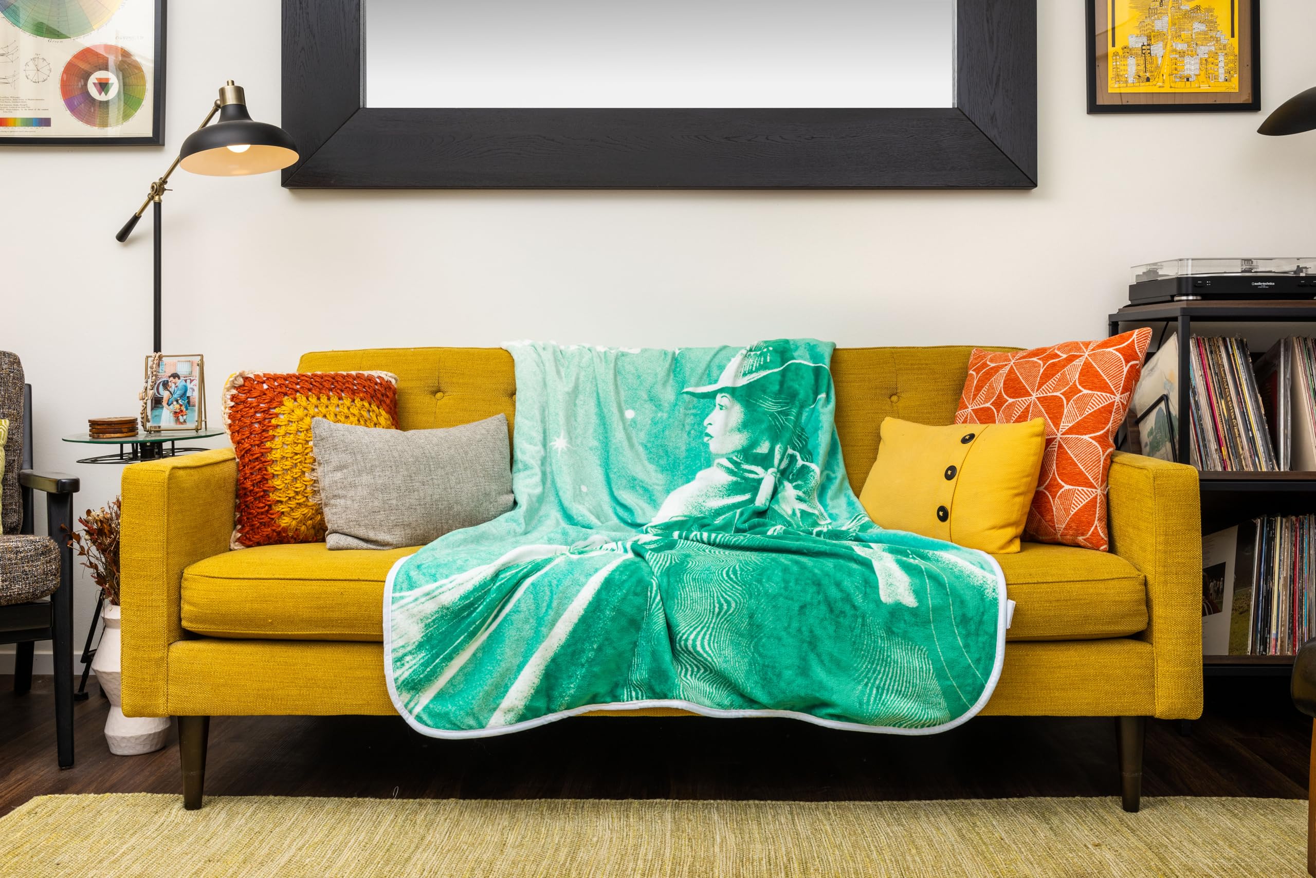 Foto 6 pulgar | Manta Polar Plateada Buffalo Wicked Glinda Elphaba, 45 X 60 Cm - Venta Internacional.