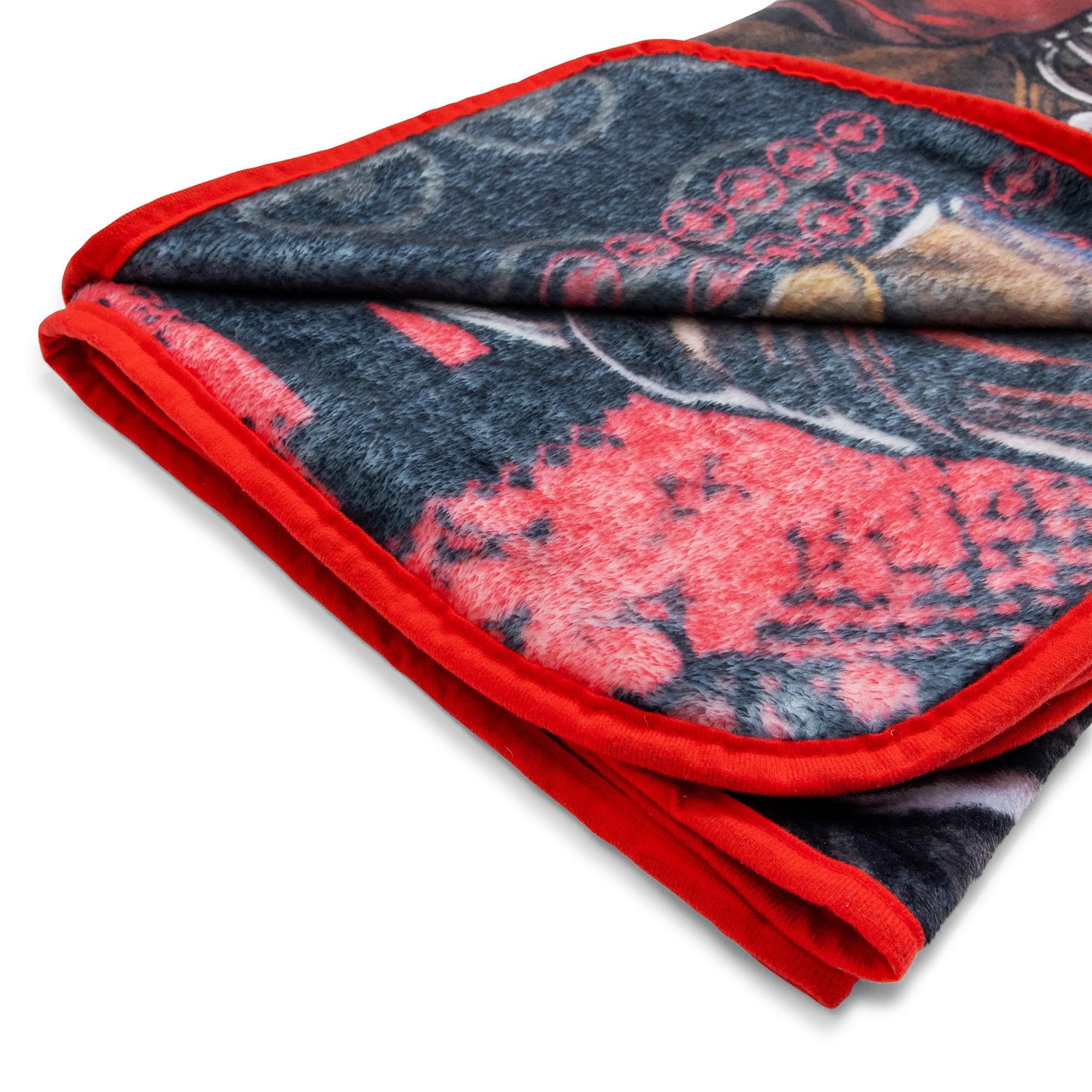 Foto 5 pulgar | Manta Plateada Buffalo Marvel Deadpool Batons - Venta Internacional.