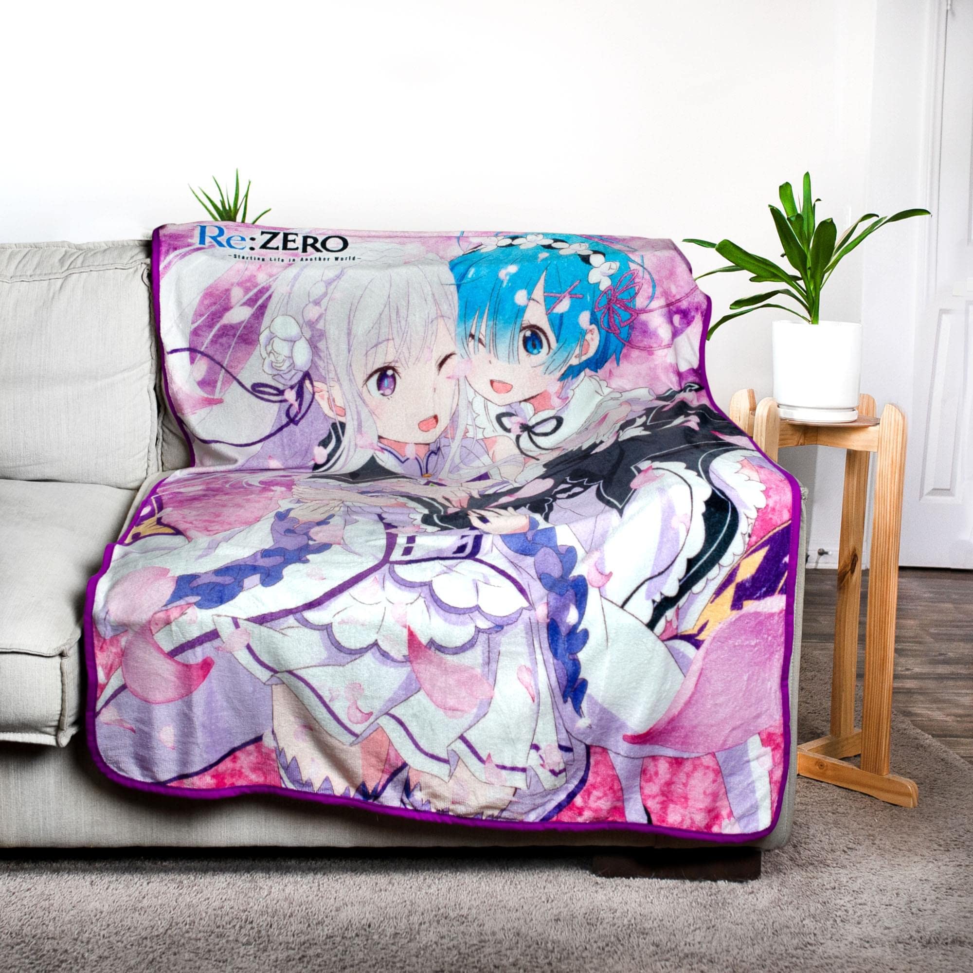 Foto 3 pulgar | Manta De Felpa Just Funky Re:zero Anime 114 X 152 Cm - Venta Internacional.