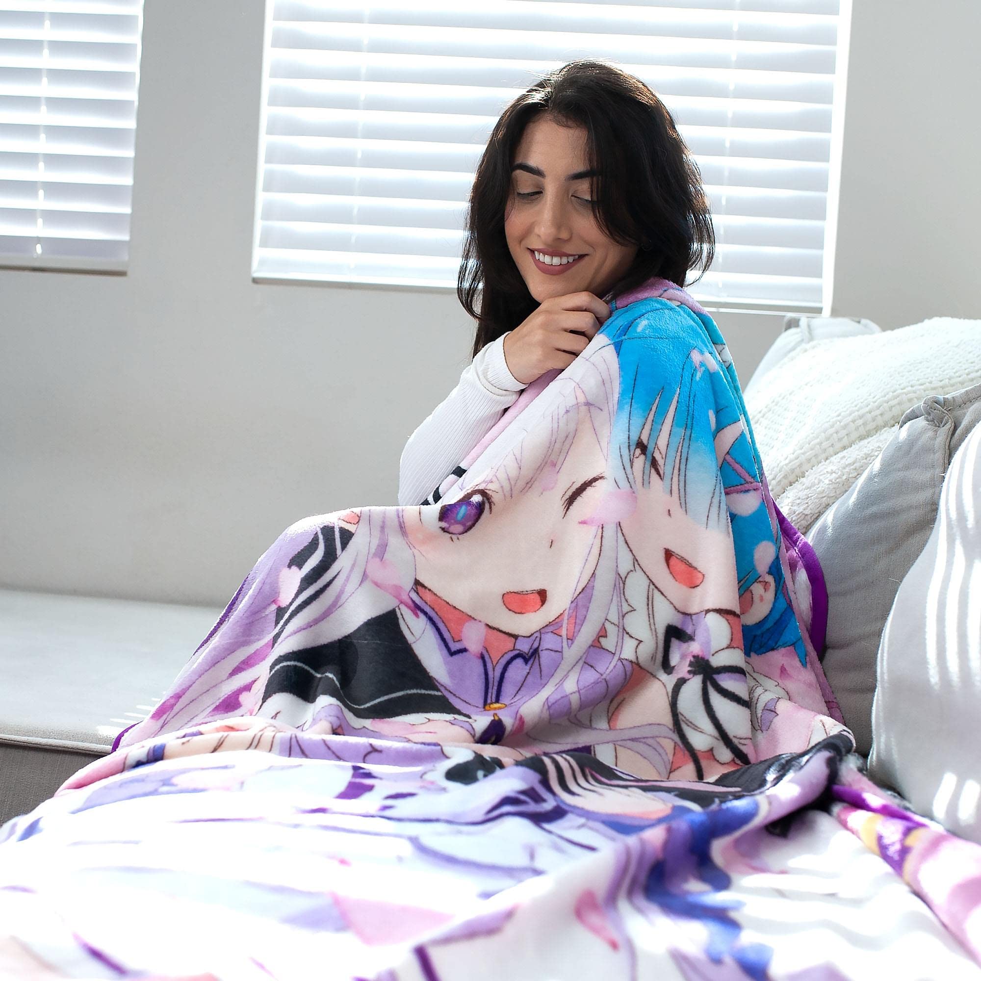 Foto 4 | Manta De Felpa Just Funky Re:zero Anime 114 X 152 Cm - Venta Internacional.