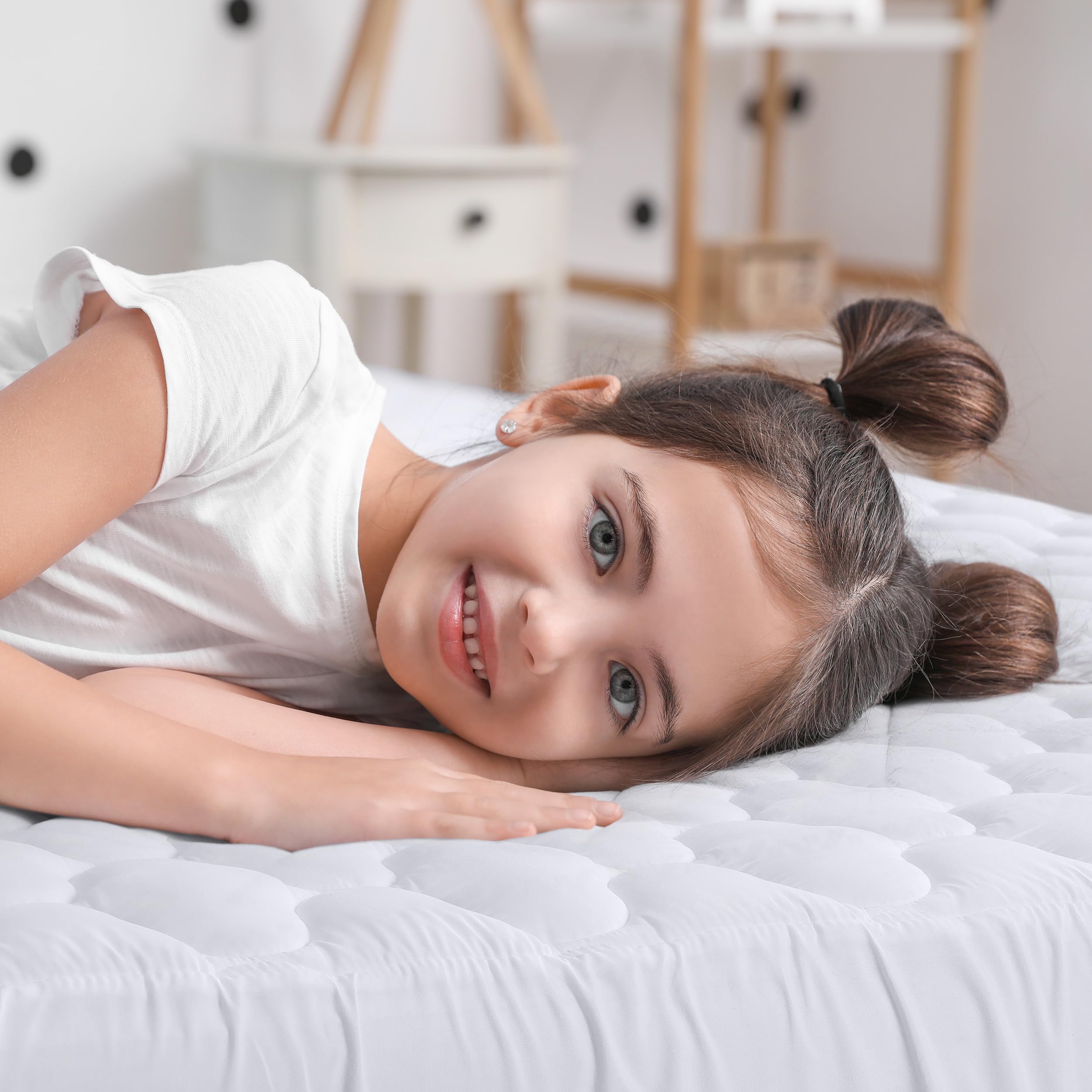 Foto 6 | Protector De Colchón Impermeable Utopia Bedding Queen White - Venta Internacional.