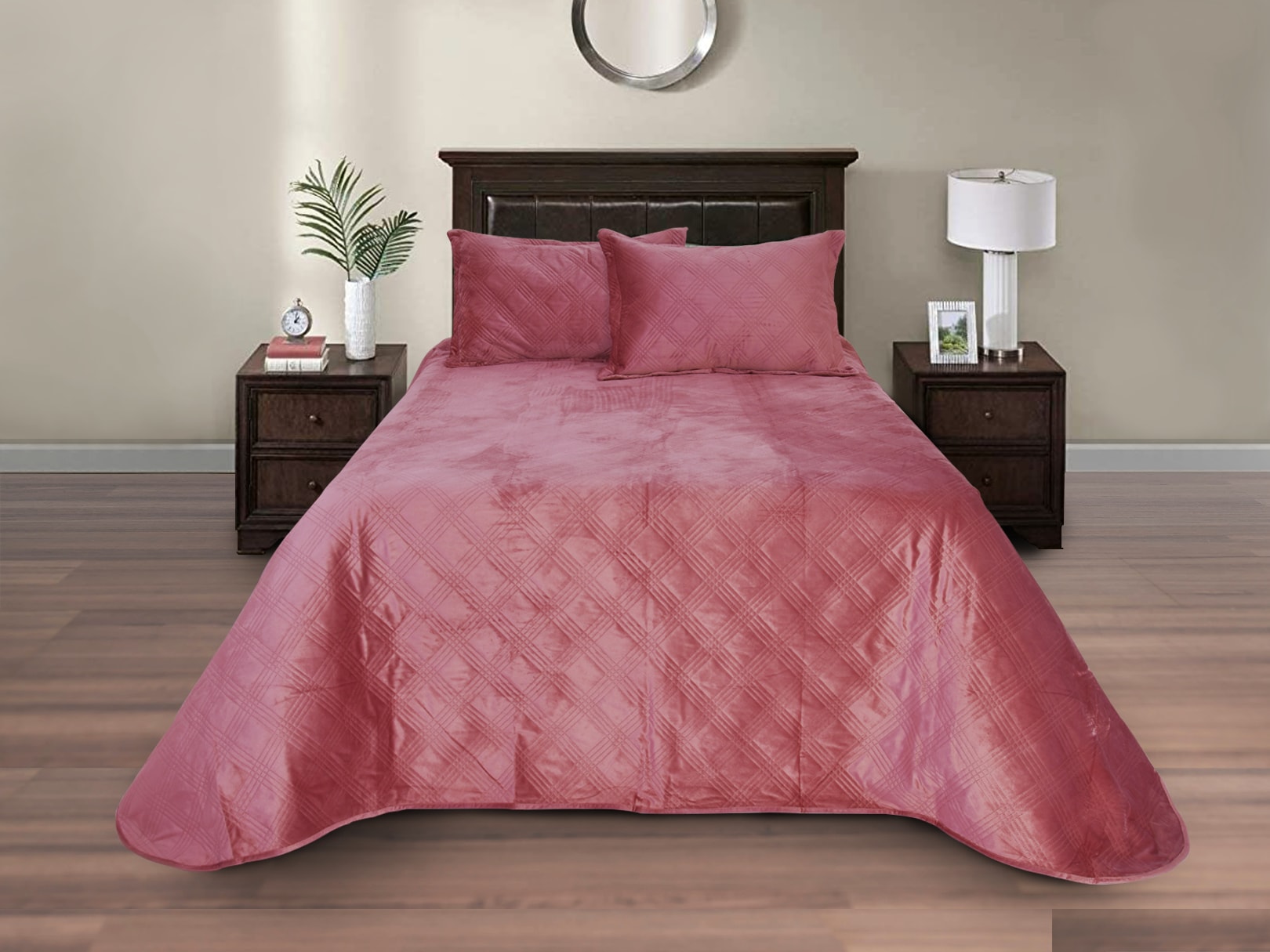 Colcha Velvet Terciopelo Palo De Rosa Matrimonial + Fundas Dormireal $899