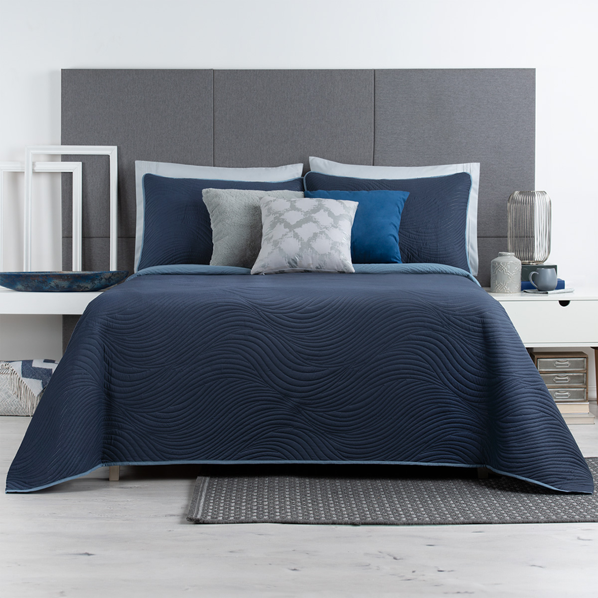 Foto 1 | Edredón Ligero King Size con Fundas de Almohada Real Textil Pinsonic Doble Vista Azul Marino - Azul Grisaceo