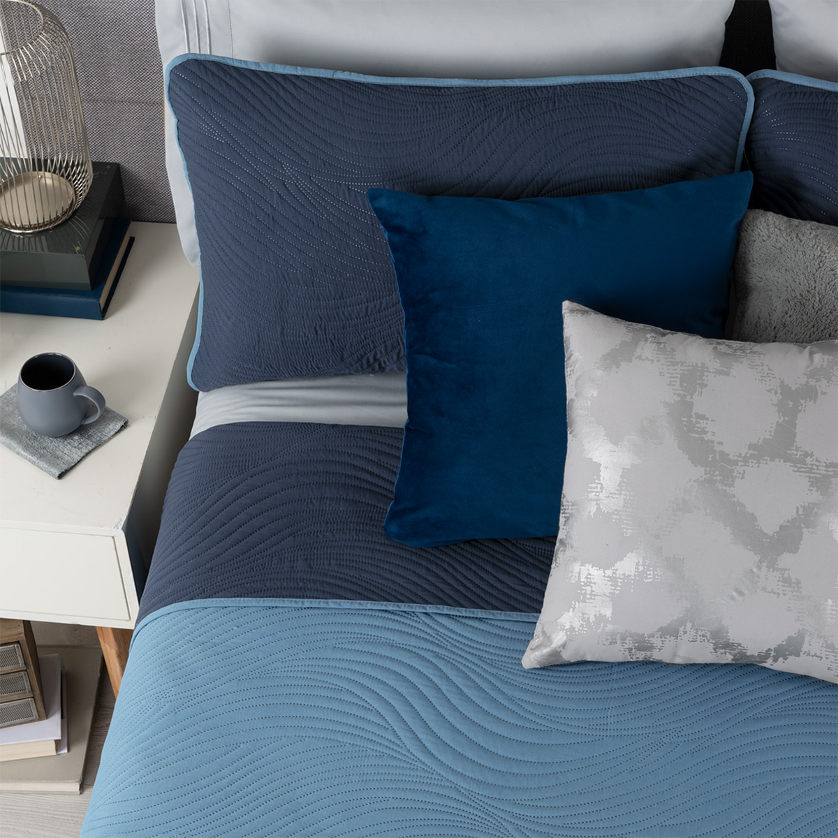 Foto 7 | Edredón Ligero King Size con Fundas de Almohada Real Textil Pinsonic Doble Vista Azul Marino - Azul Grisaceo