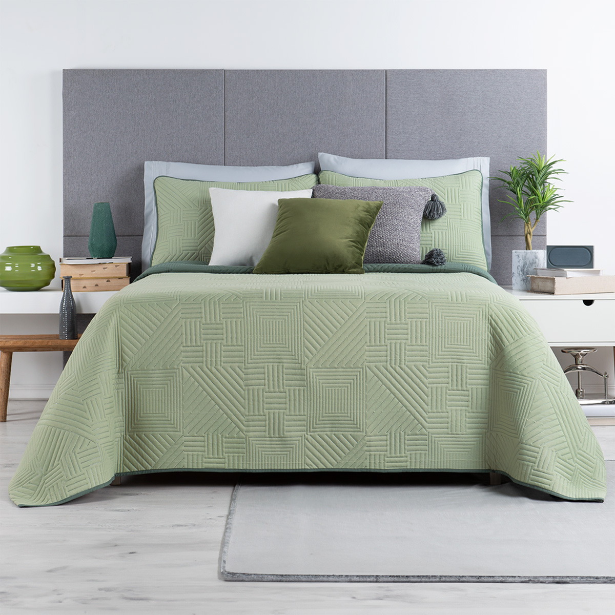 Foto 1 | Edredón Ligero King Size con Fundas de Almohada Real Textil Pinsonic Doble Vista Verde - Verde Oscuro