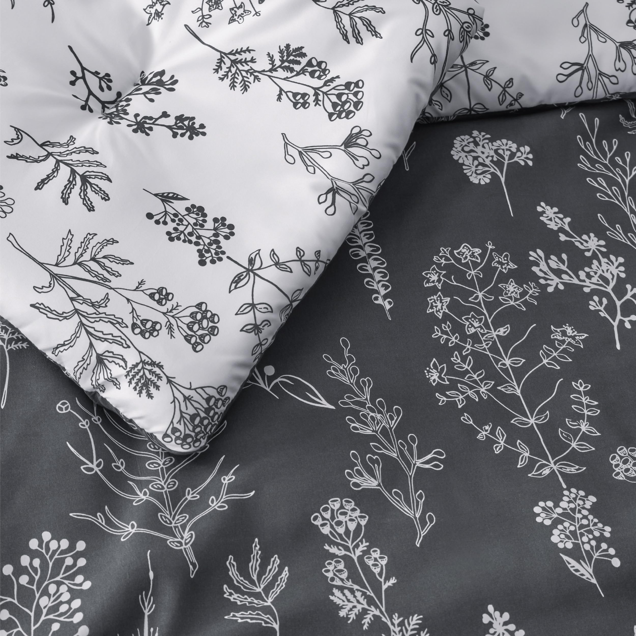 Foto 5 | Juego de Edredón Bedsure Oversize Queen Gris Oscuro 3 Piezas - Venta Internacional