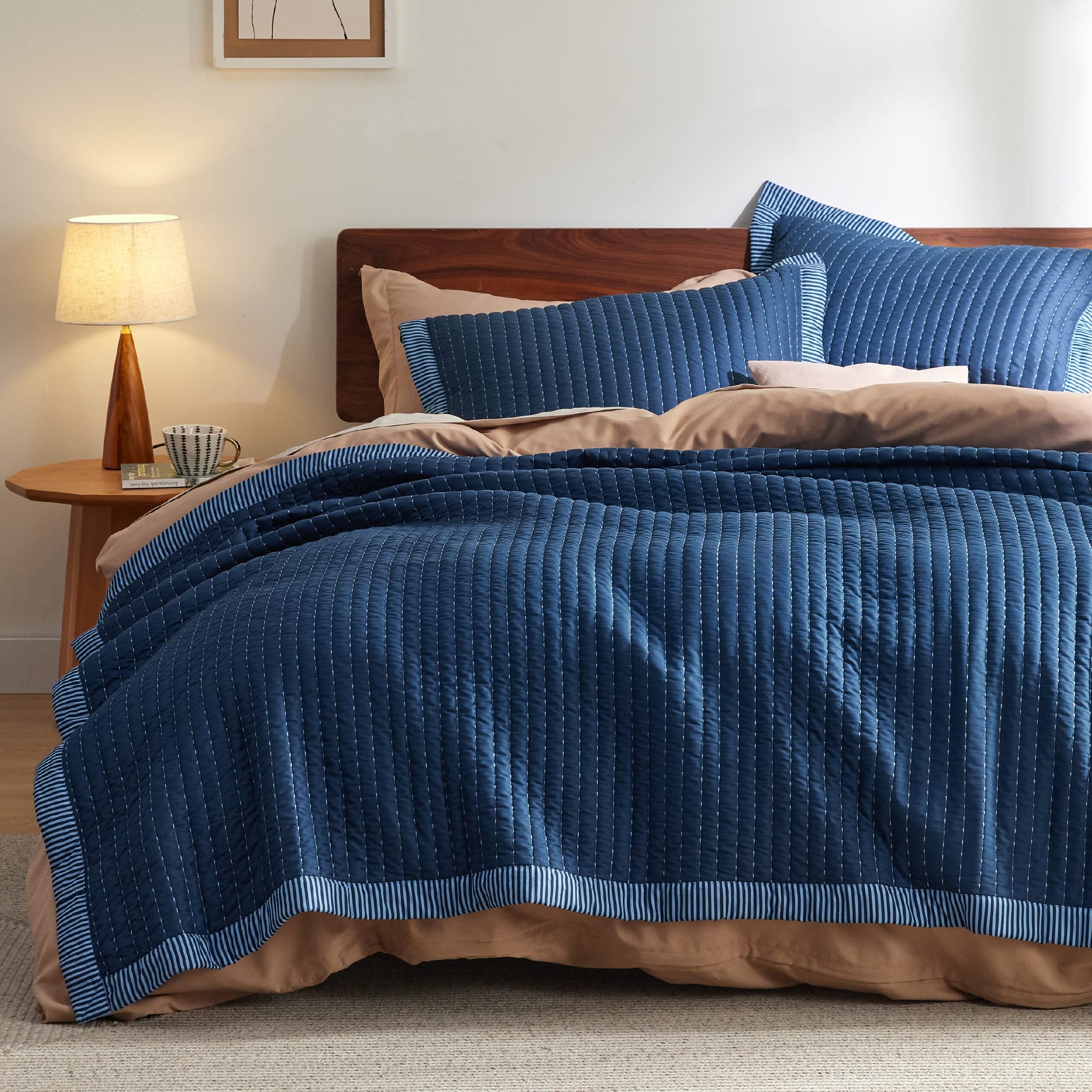 Juego de Edredón Bedsure Azul Marino Queen con 2 Fundas - Venta Internacional