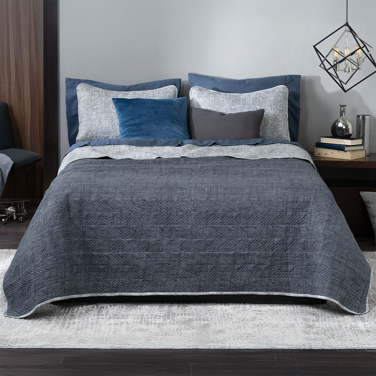 Edredón Ligero Queen Size Con Fundas De Almohada Real Textil Pinsonic Doble Vista Giza