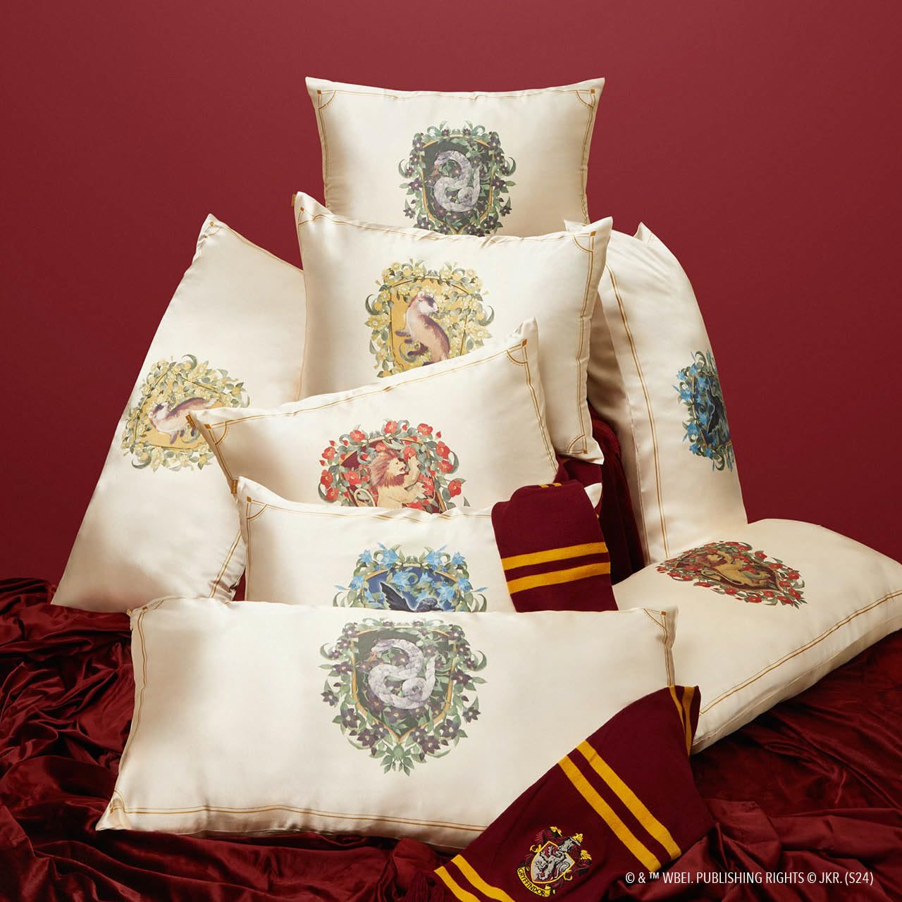 Foto 7 pulgar | Funda De Almohada Kitsch X Harry Potter Ravenclaw Satin Queen - Venta Internacional.