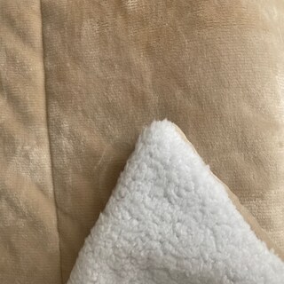 Foto 3 | Manta Sherpa De 1,5 Plazas, Color Beige, Plisado, Chiporro, Con Fundas De Almohada - Venta Internacional.