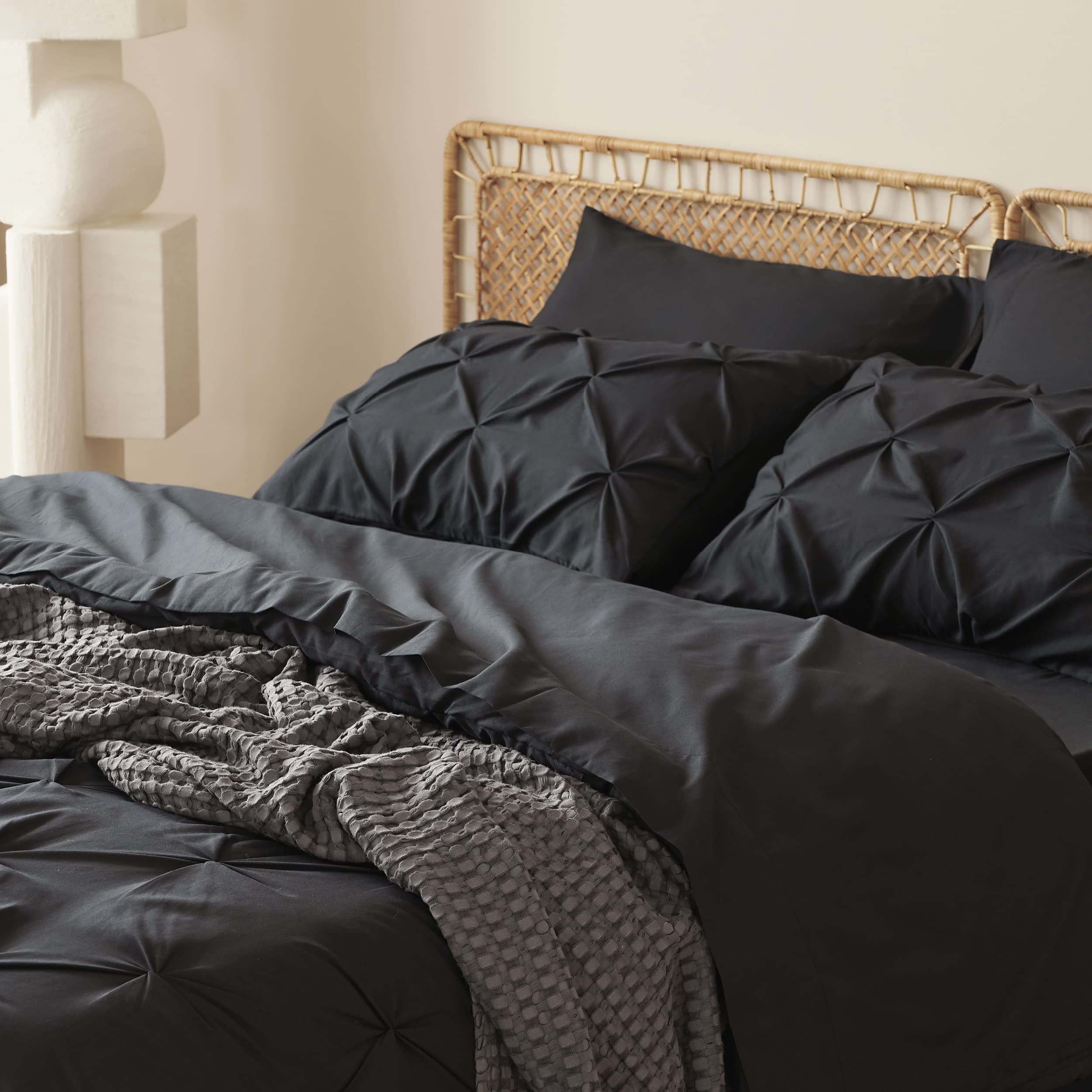 Foto 7 | Juego De Edredón Bedsure California King Negro, 7 Piezas - Venta Internacional.