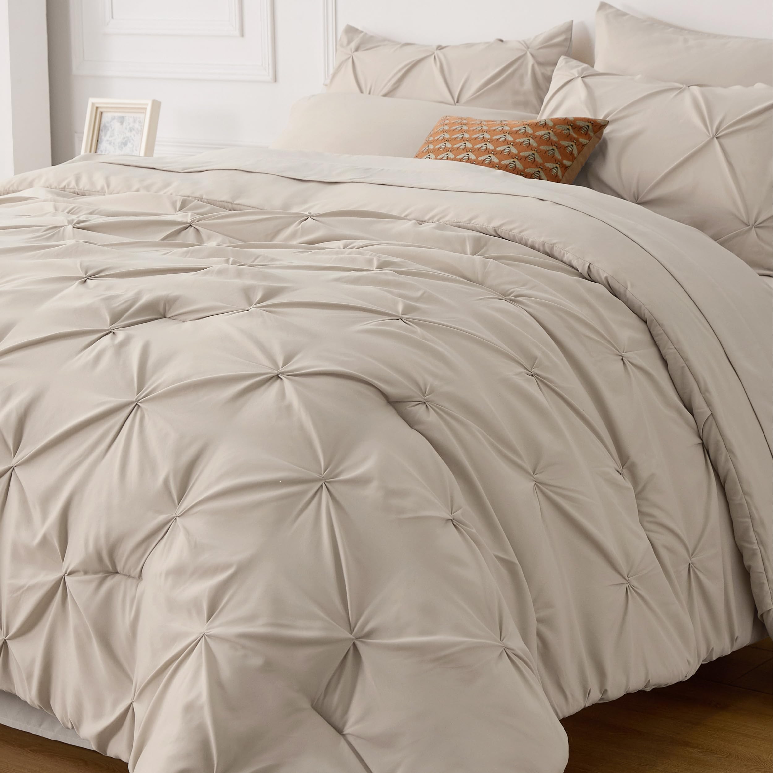 Foto 7 pulgar | Juego De Edredón Bedsure California King Pinch Pleat Beige 7 Piezas - Venta Internacional.