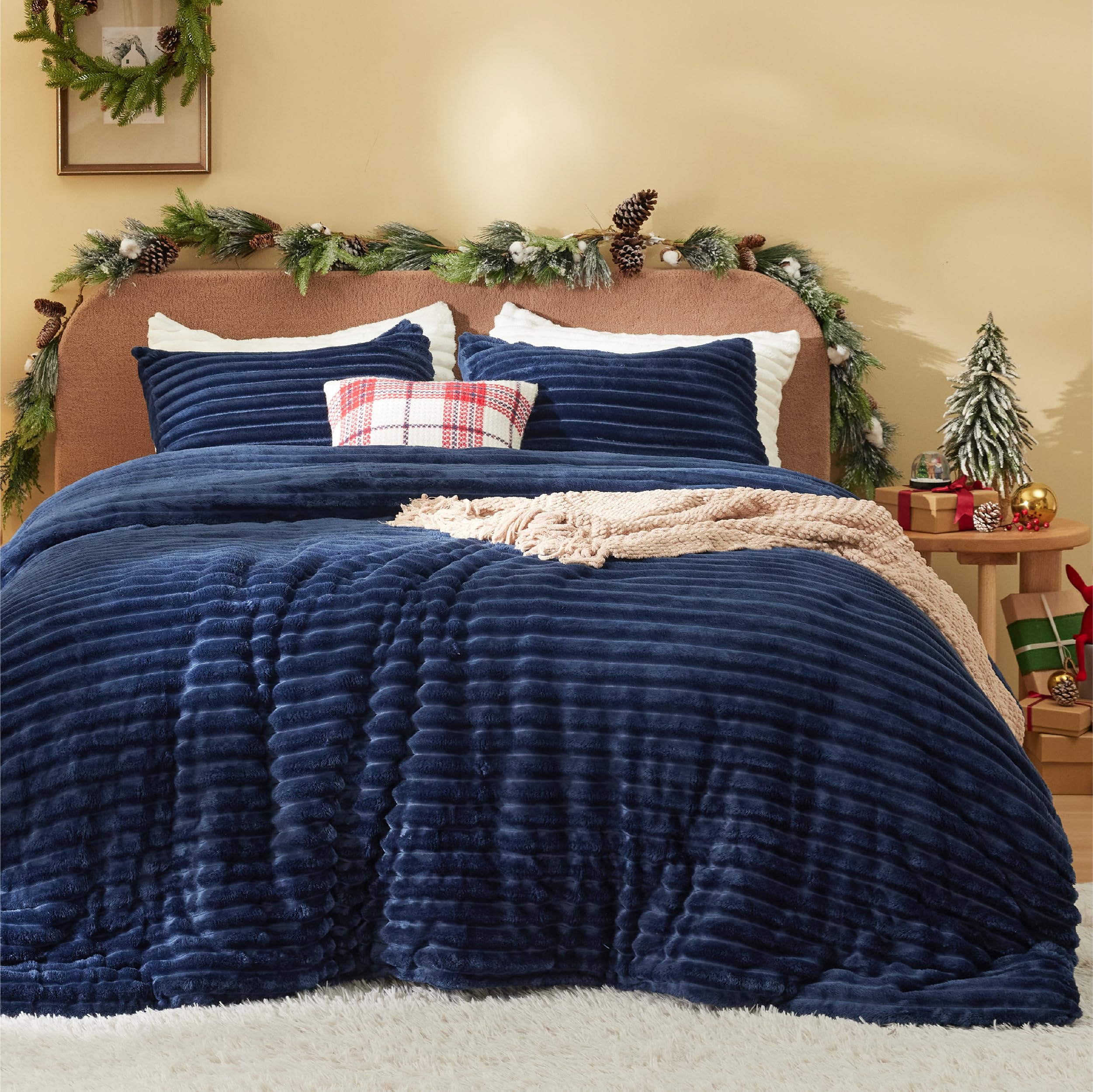 Juego De Edredón Bedsure Fluffy Queen Con 2 Fundas De Almohada, Color Azul Marino - Venta Internacional.