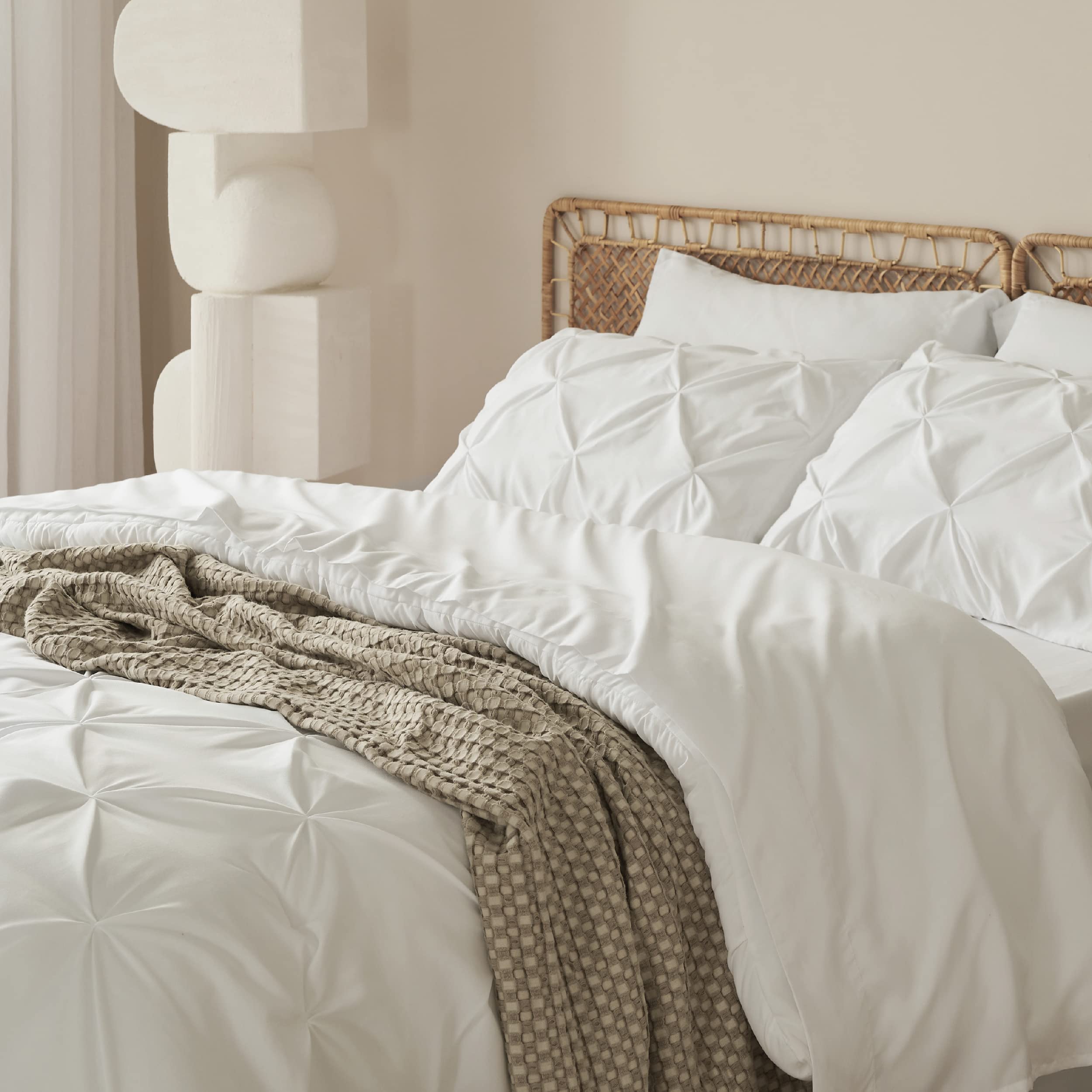 Foto 5 pulgar | Set De Edredón Bedsure California King Pinch Pleat Ivory - Venta Internacional.