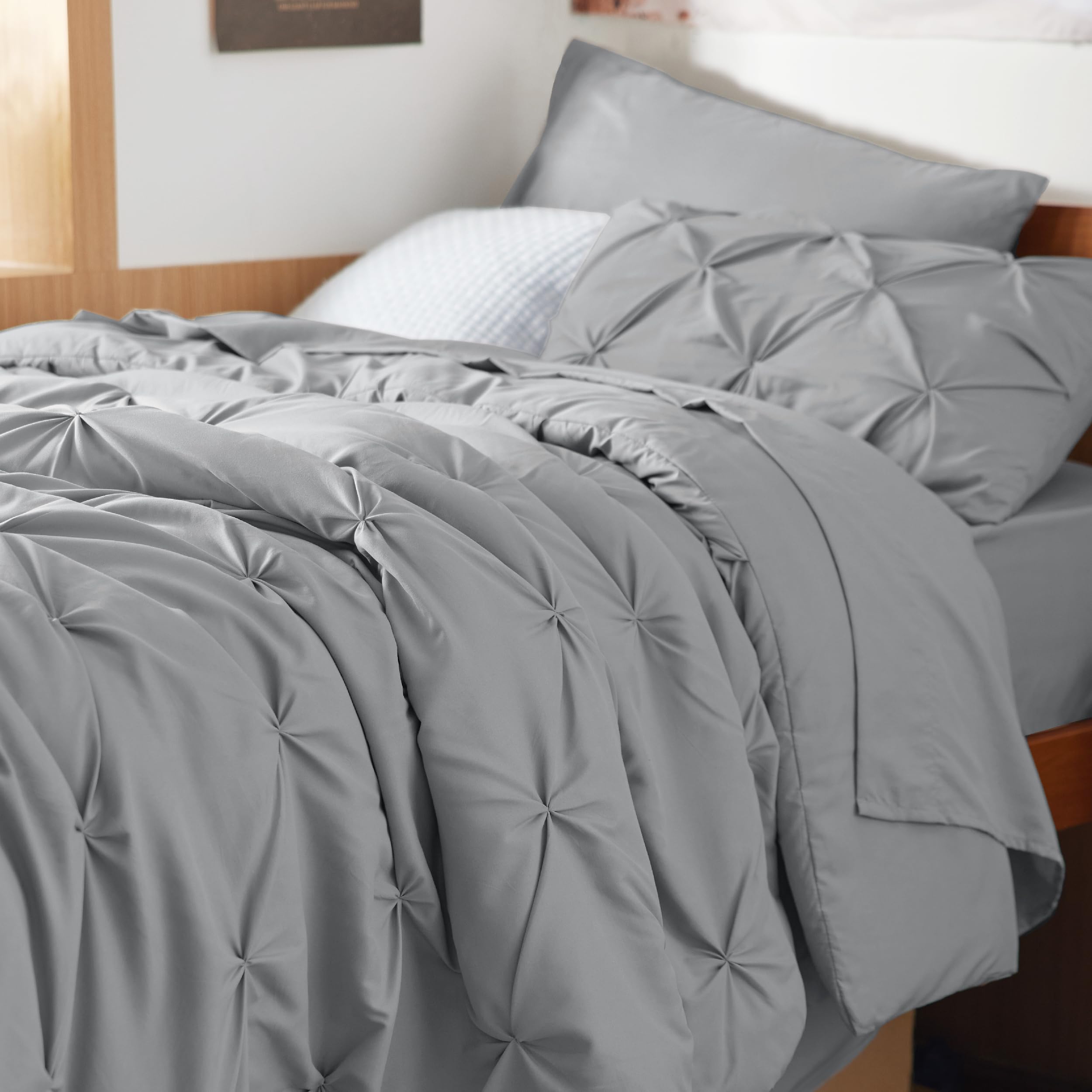 Foto 6 | Juego De Edredón Bedsure Twin Xl Gentlesoft™ Pinch Pleat Grey - Venta Internacional.