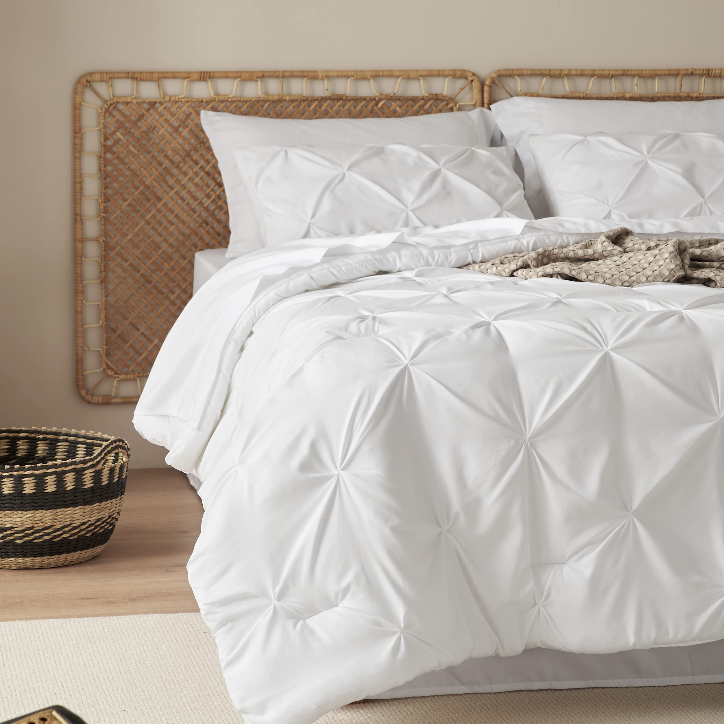 Foto 6 | Juego De Edredón Bedsure Queen Size, 7 Piezas, Blanco Con Sábanas - Venta Internacional.