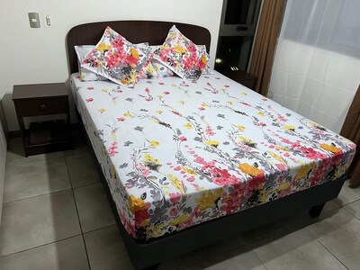 Foto 3 | Juego De Sábanas Florencia De 2 Plazas Y 144 Hilos, Color Blanco - Venta Internacional.