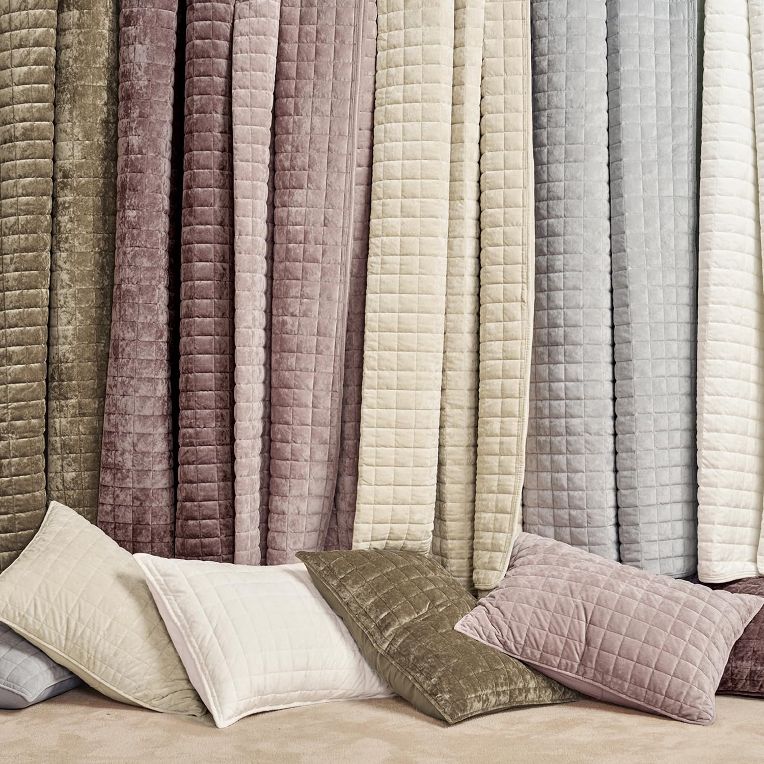 Foto 7 | Juego De Edredón Recyco Luxury Velvet King Size Urban Taupe - Venta Internacional.