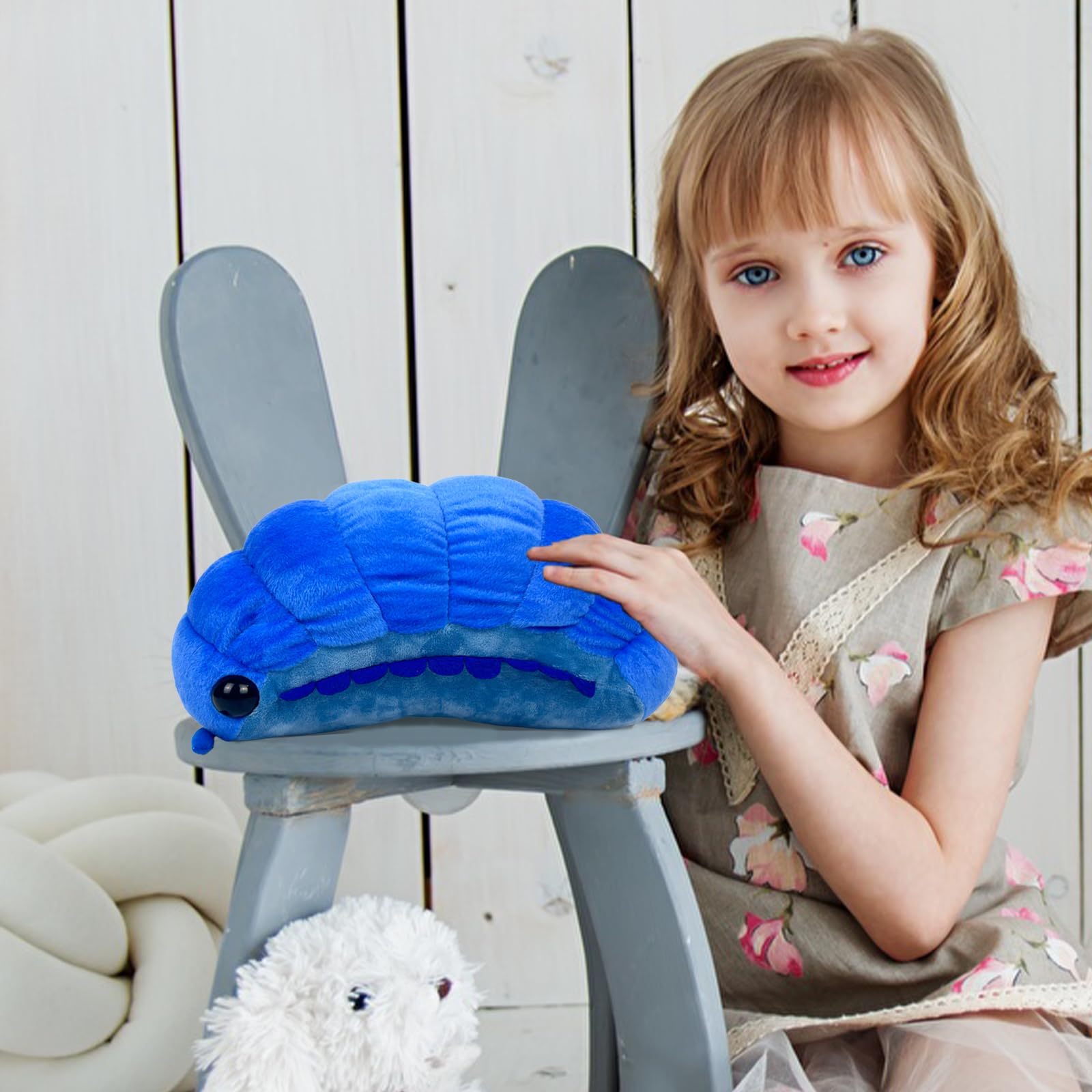 Foto 2 | Almohada De Peluche Con Forma De Insecto Isópodo, 35 Cm, Color Azul - Venta Internacional.