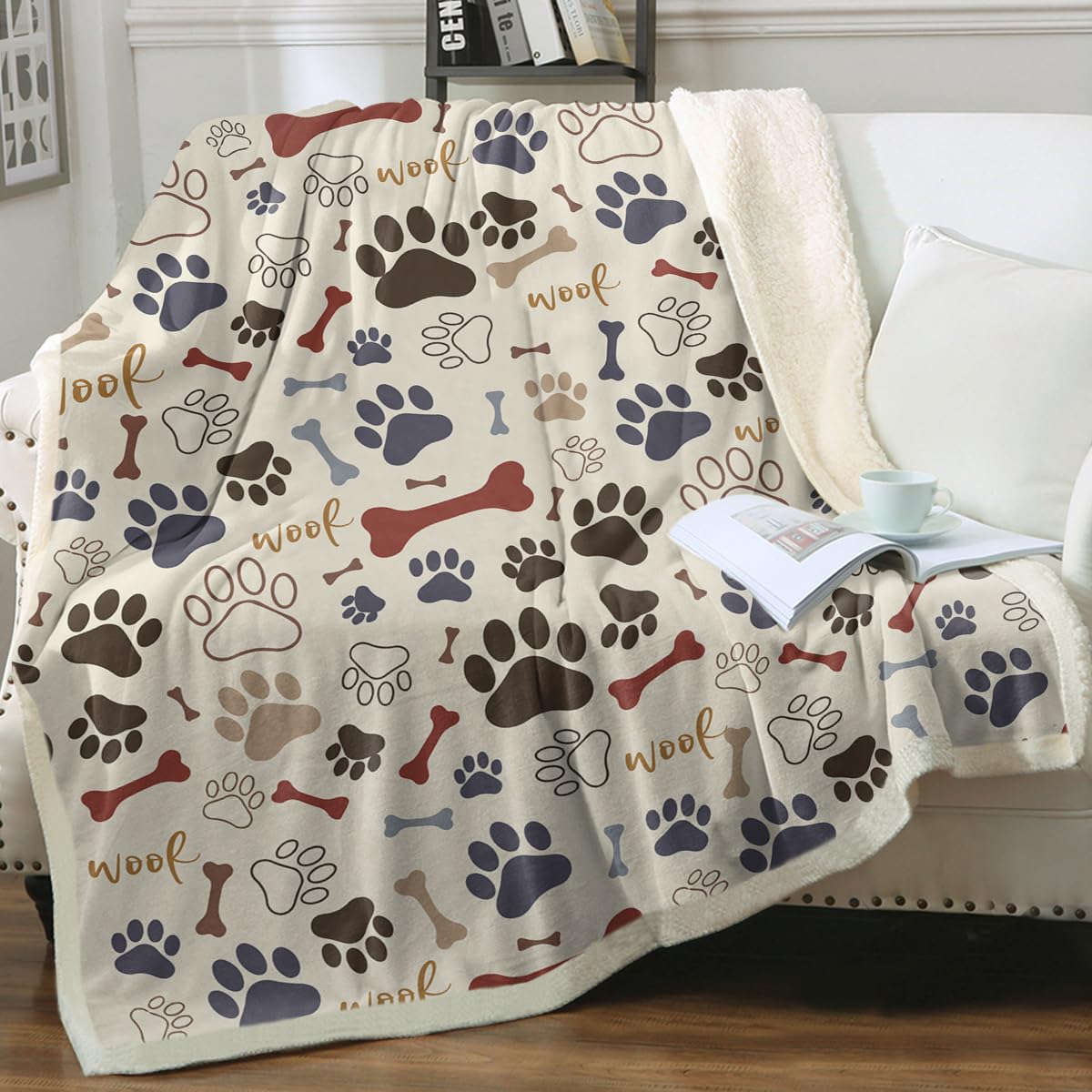 Foto 1 | Manta Polar Con Estampado De Patas Y Huesos De Perro Sleepwish - Venta Internacional.