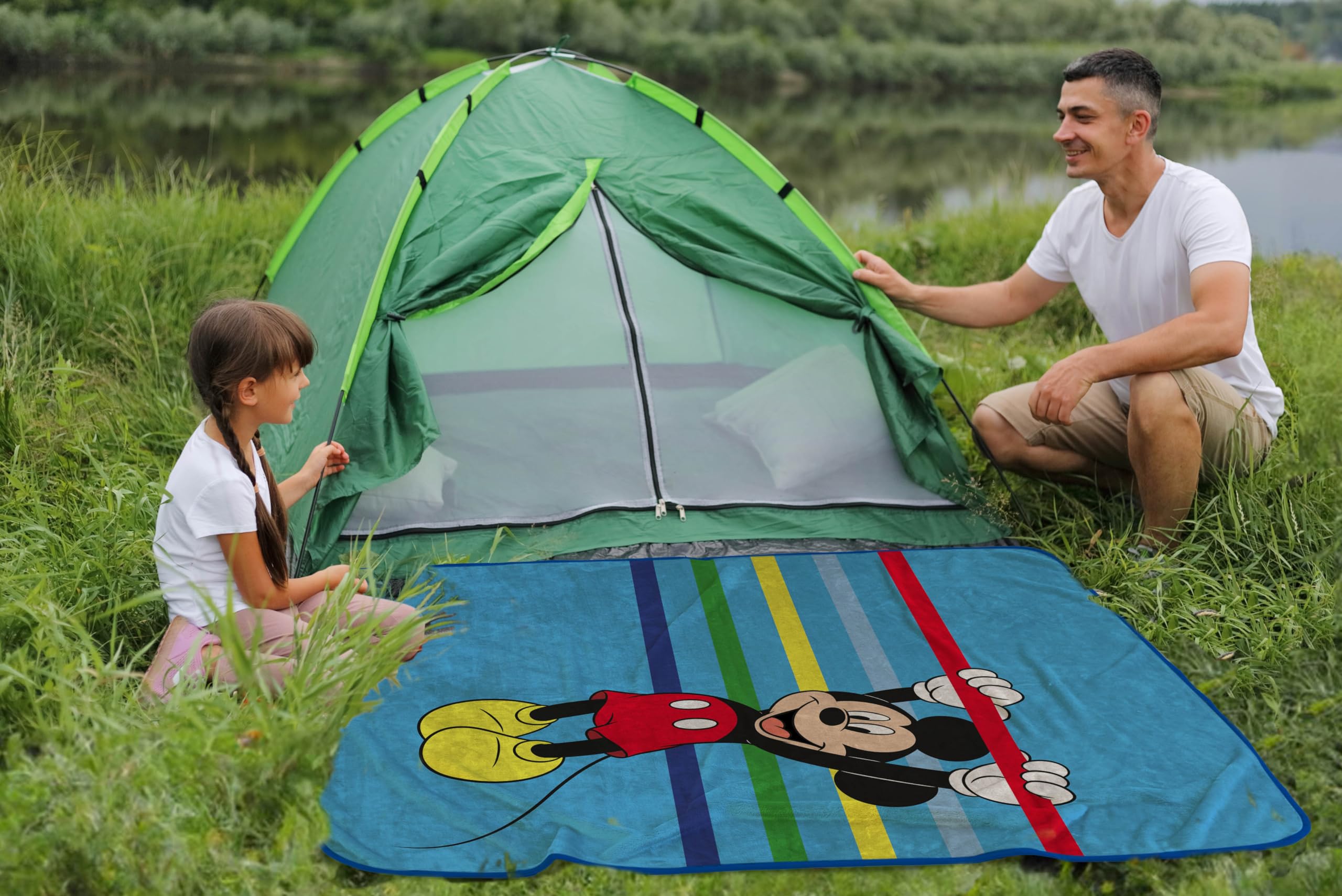Foto 6 pulgar | Manta De Viaje Sunny Side Up Disney Mickey Mouse - Venta Internacional.