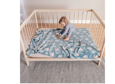 Foto 3 | Lujoso Cobertor Baby Xtellar Ligero Forest Vianney Azul Ideal Para Carriola