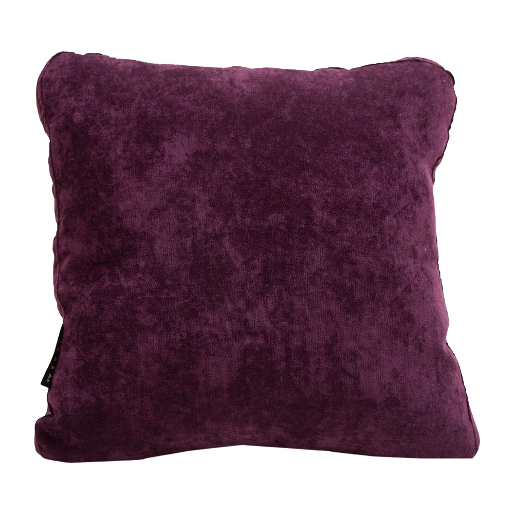 Cojín Dicasa Velvet Zita color Púrpura 45 x 45 cm $529