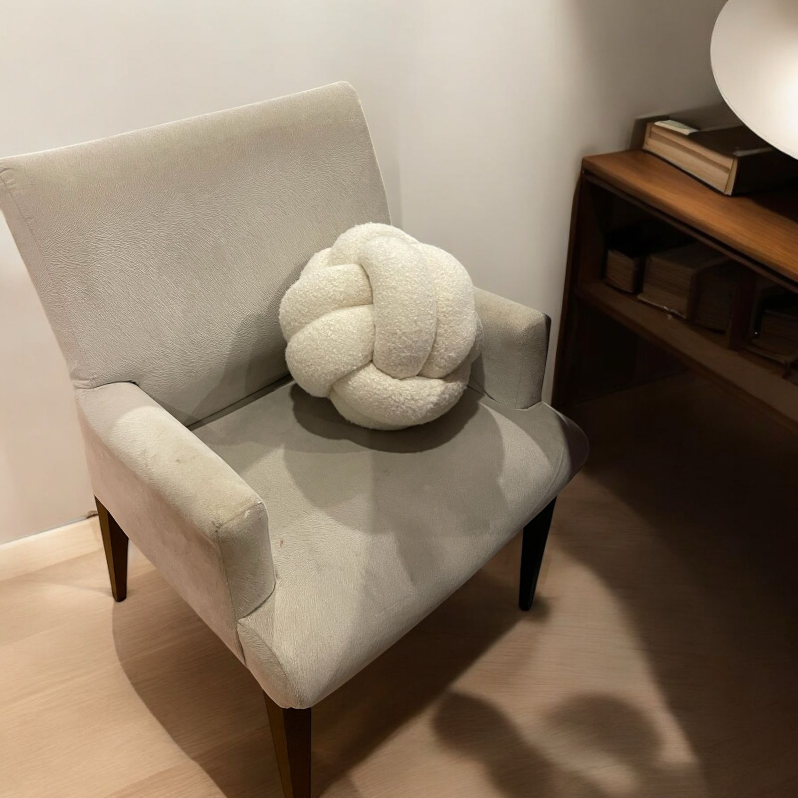 Foto 4 pulgar | Cojín De Bola 50cm Diametro Suave Hueso Decorativo Recámara Sala