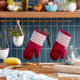 Foto 2 | Juego De 2 Guantes De Cocina Kitchenaid Albany Passion Red, 18 X 33 Cm - Venta Internacional.