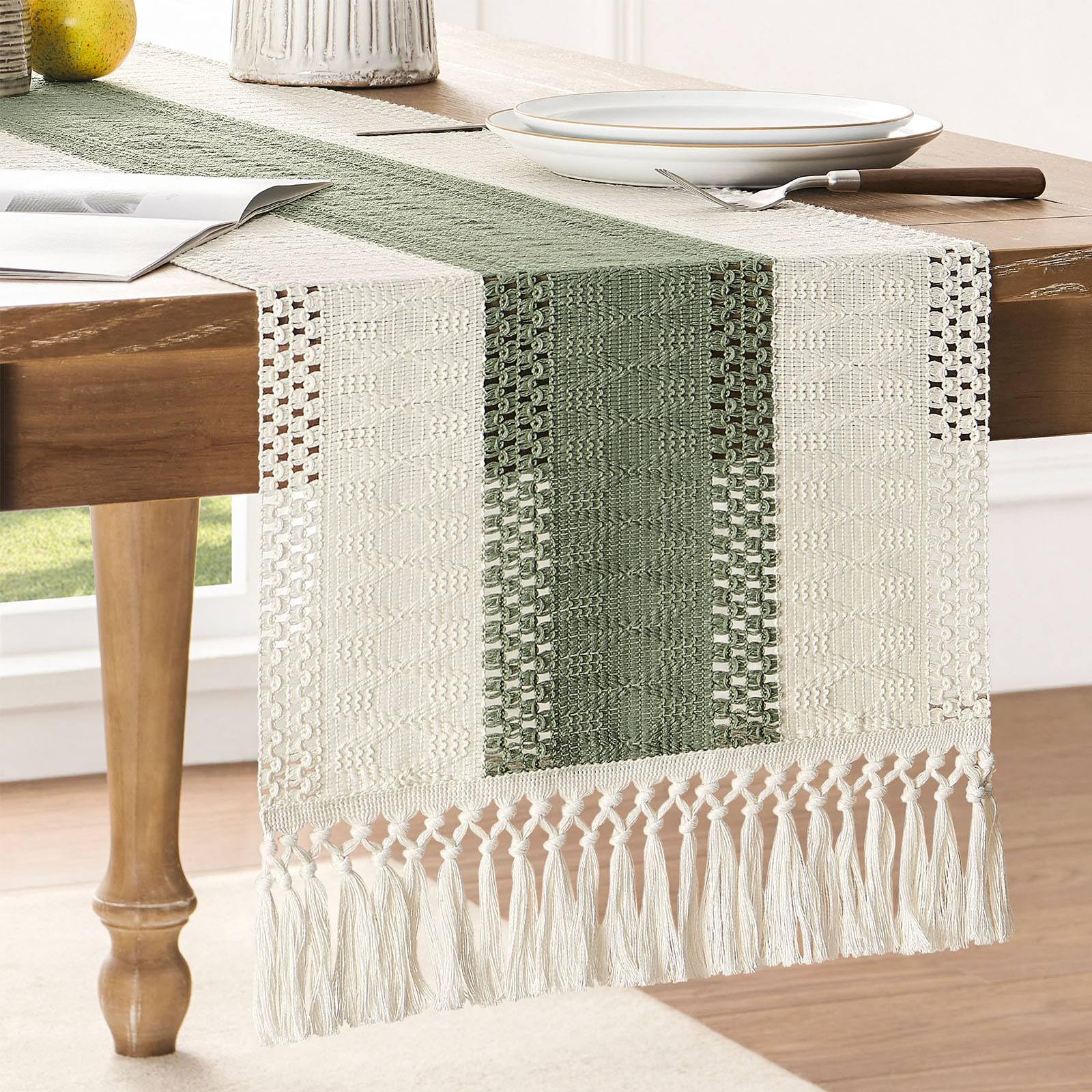 Camino De Mesa Zeemart, Estilo Macramé, Bicolor, 35 X 150 Cm, Verde/iv - Venta Internacional.