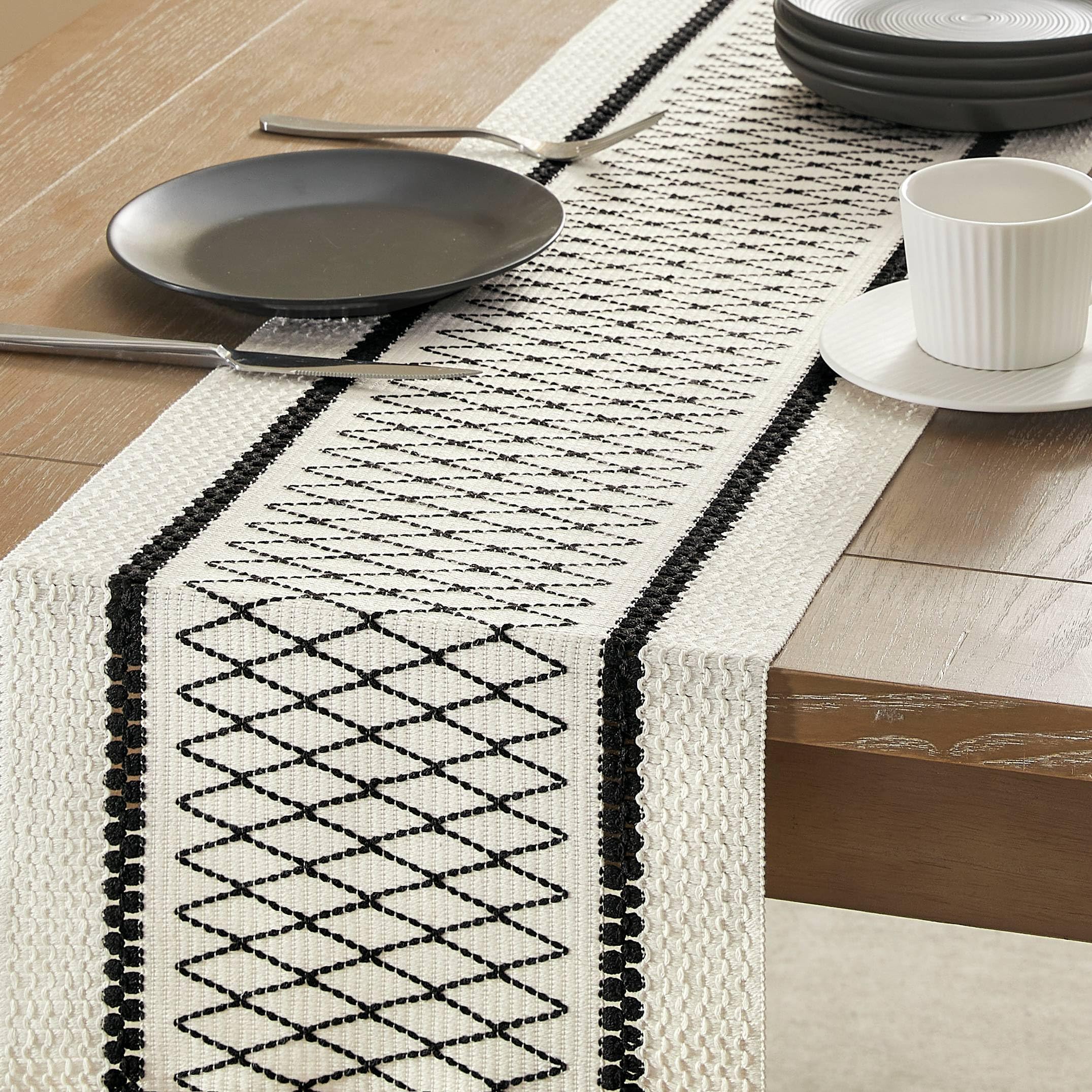 Foto 4 | Tapete De Mesa Zeemart, Estilo Macramé, Bicolor, 30 X 120 Cm, Negro/iv - Venta Internacional.