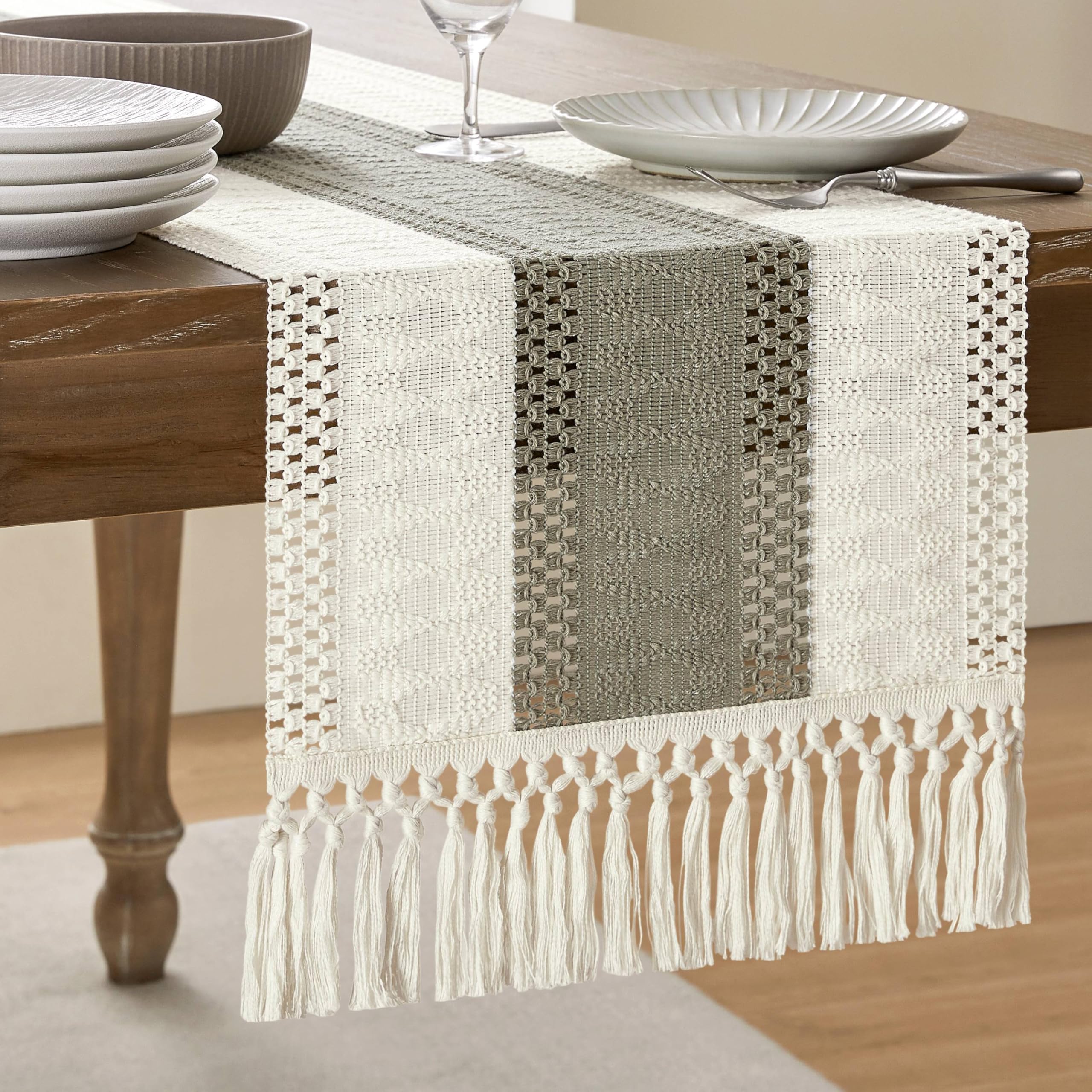 Camino De Mesa Zeemart, Estilo Macramé, Bicolor, 35 X 229 Cm, Color Beige Oscuro - Venta Internacional.