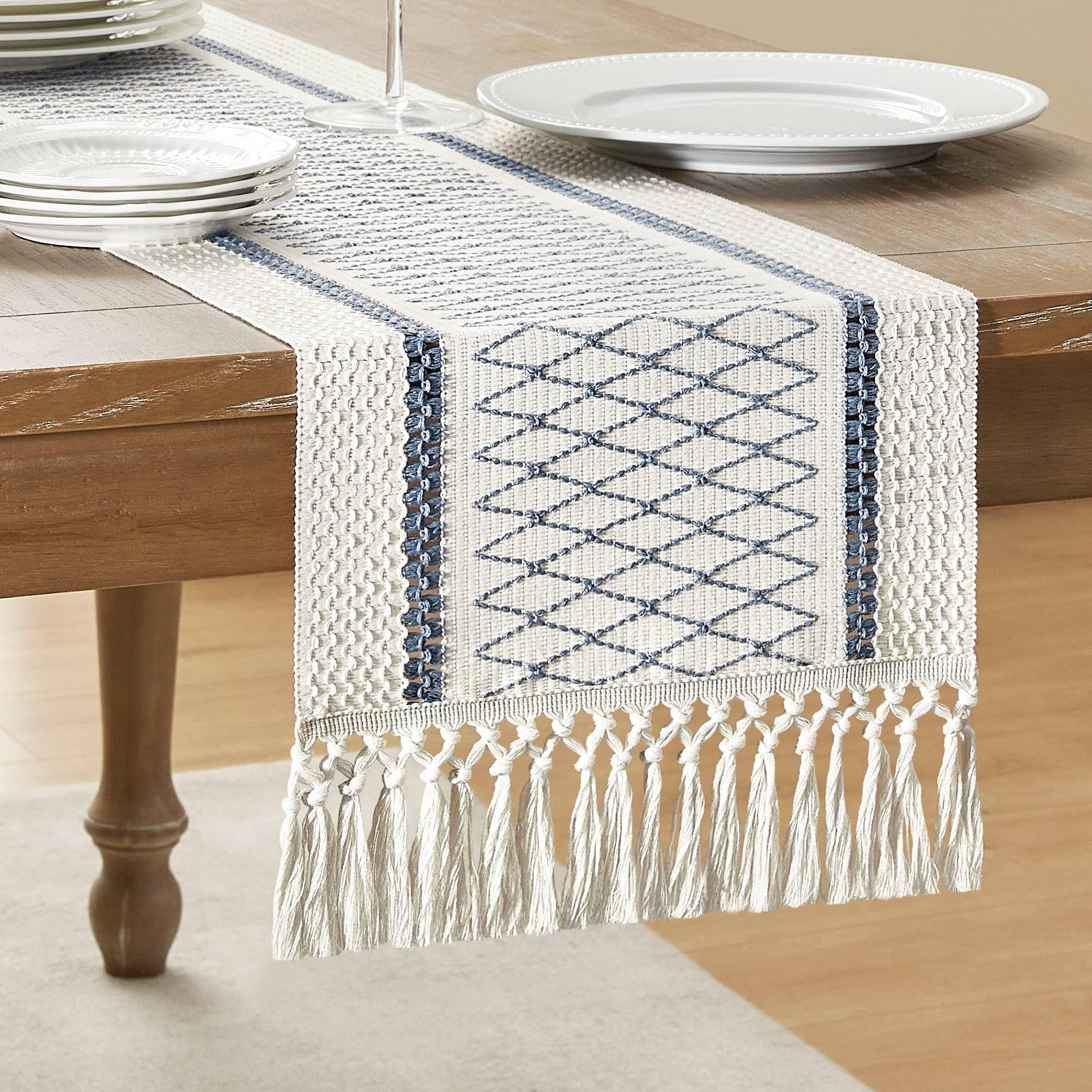 Camino De Mesa Zeemart, Estilo Macramé, Bicolor, 30 X 150 Cm, Color Azul Gris - Venta Internacional.