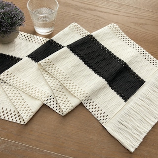 Foto 7 | Tapete De Mesa Zeemart, Estilo Macramé, Bicolor, 30 X 275 Cm, Negro/iv - Venta Internacional.