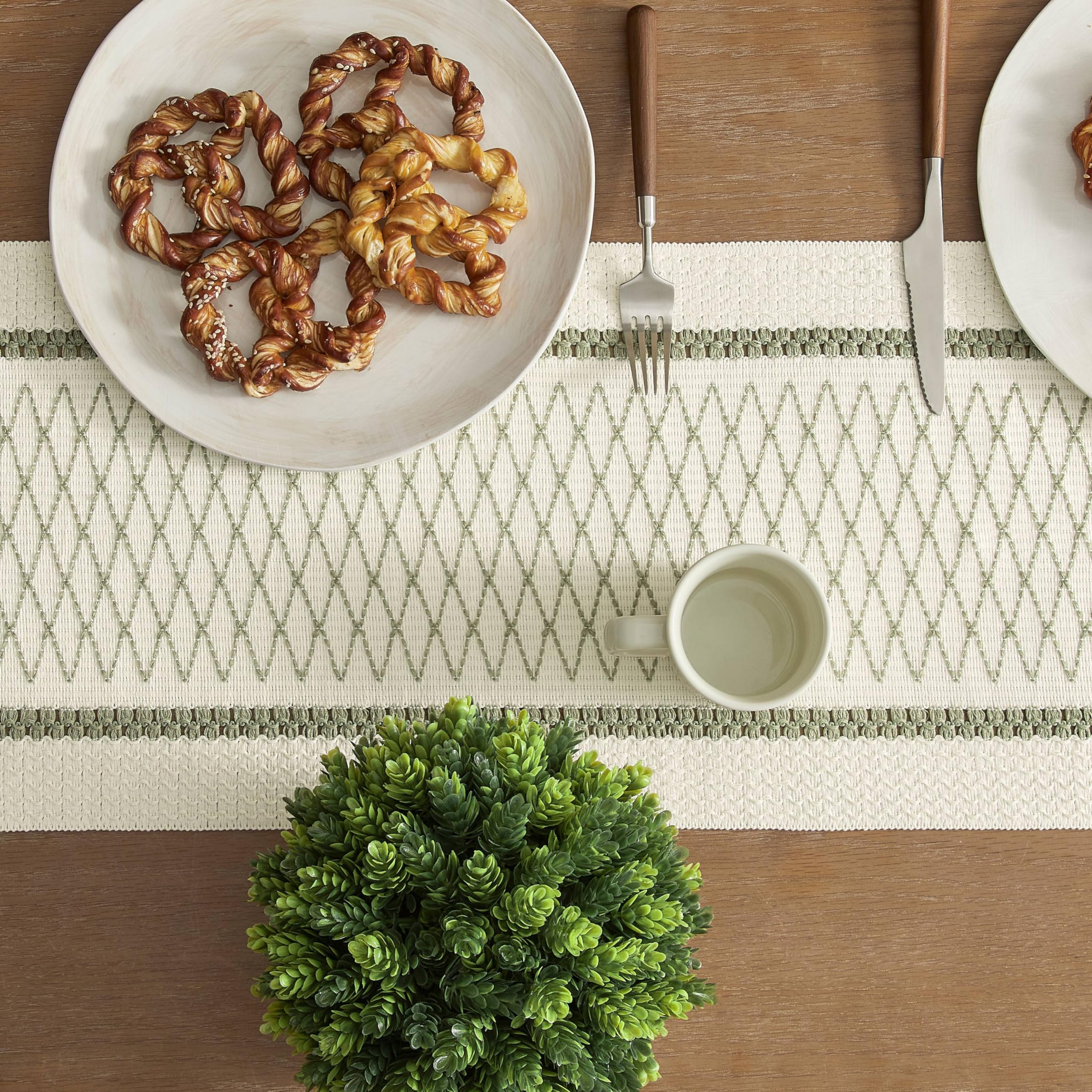 Foto 5 | Tapete De Mesa Zeemart, Estilo Macramé, Bicolor, 30 X 120 Cm, Color Verde - Venta Internacional.