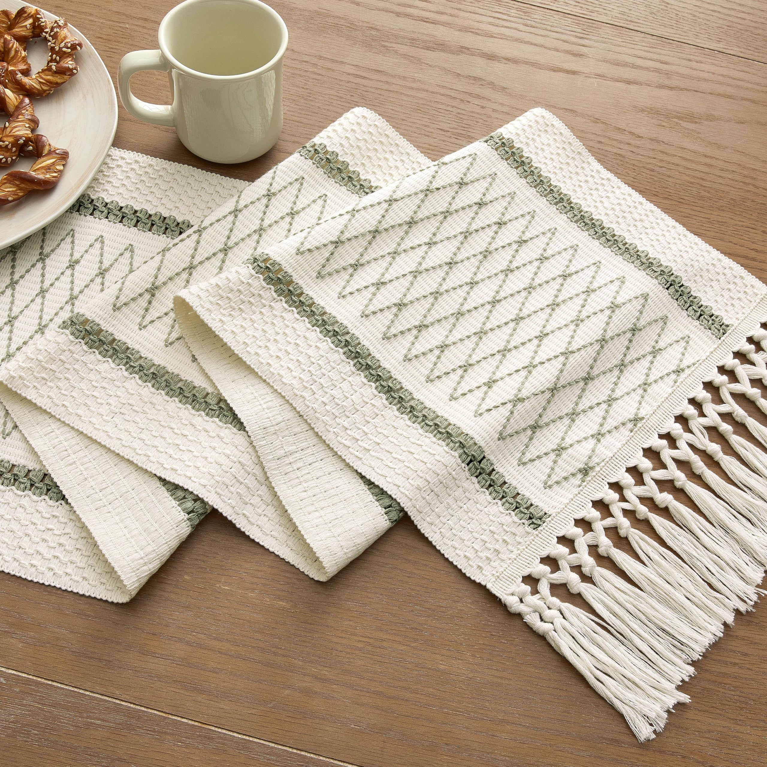 Foto 7 | Tapete De Mesa Zeemart, Estilo Macramé, Bicolor, 30 X 120 Cm, Color Verde - Venta Internacional.