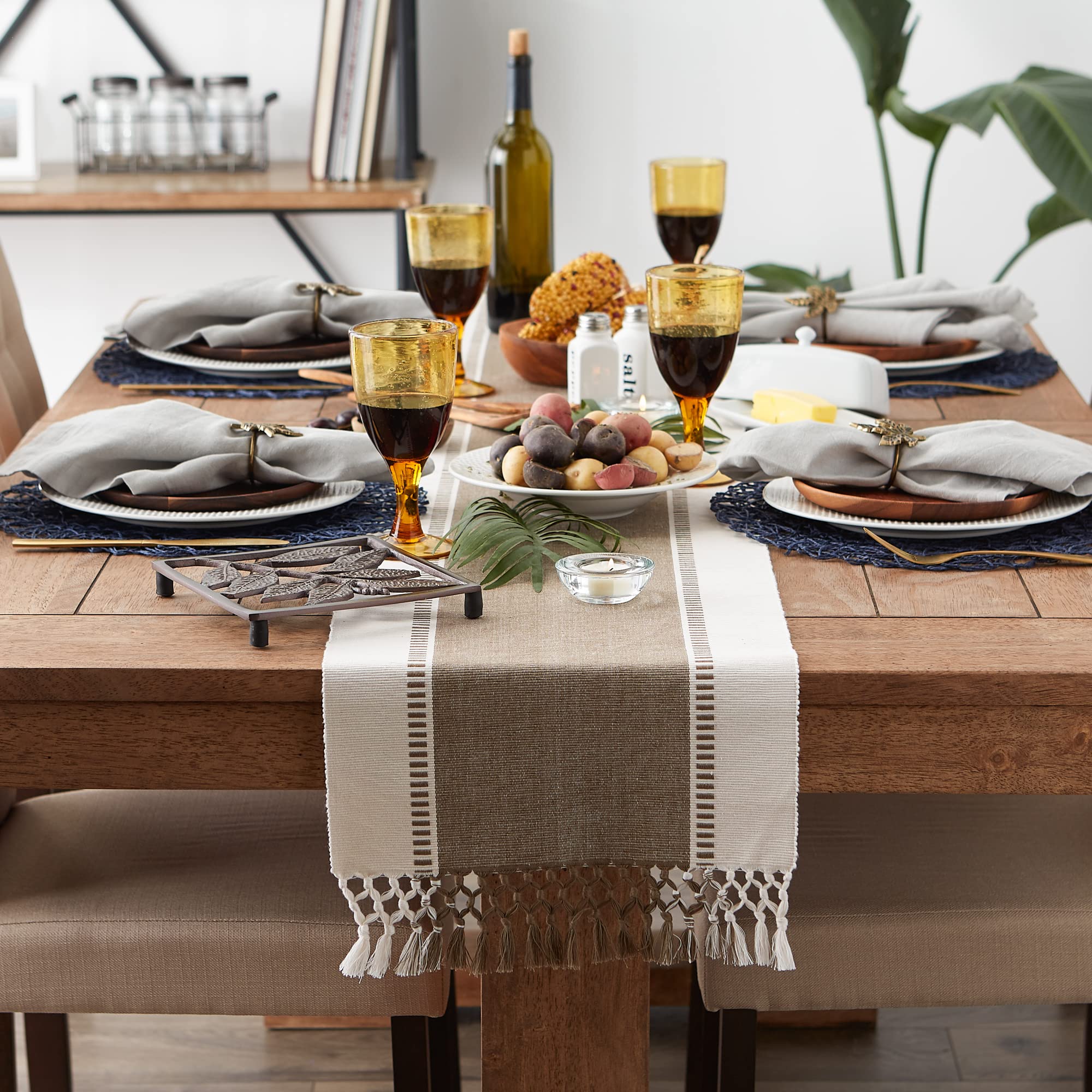 Foto 4 | Camino De Mesa Dii Dobby Stripe Tejido 33 X 275 Cm, Color Marrón, 100% Algodón - Venta Internacional.