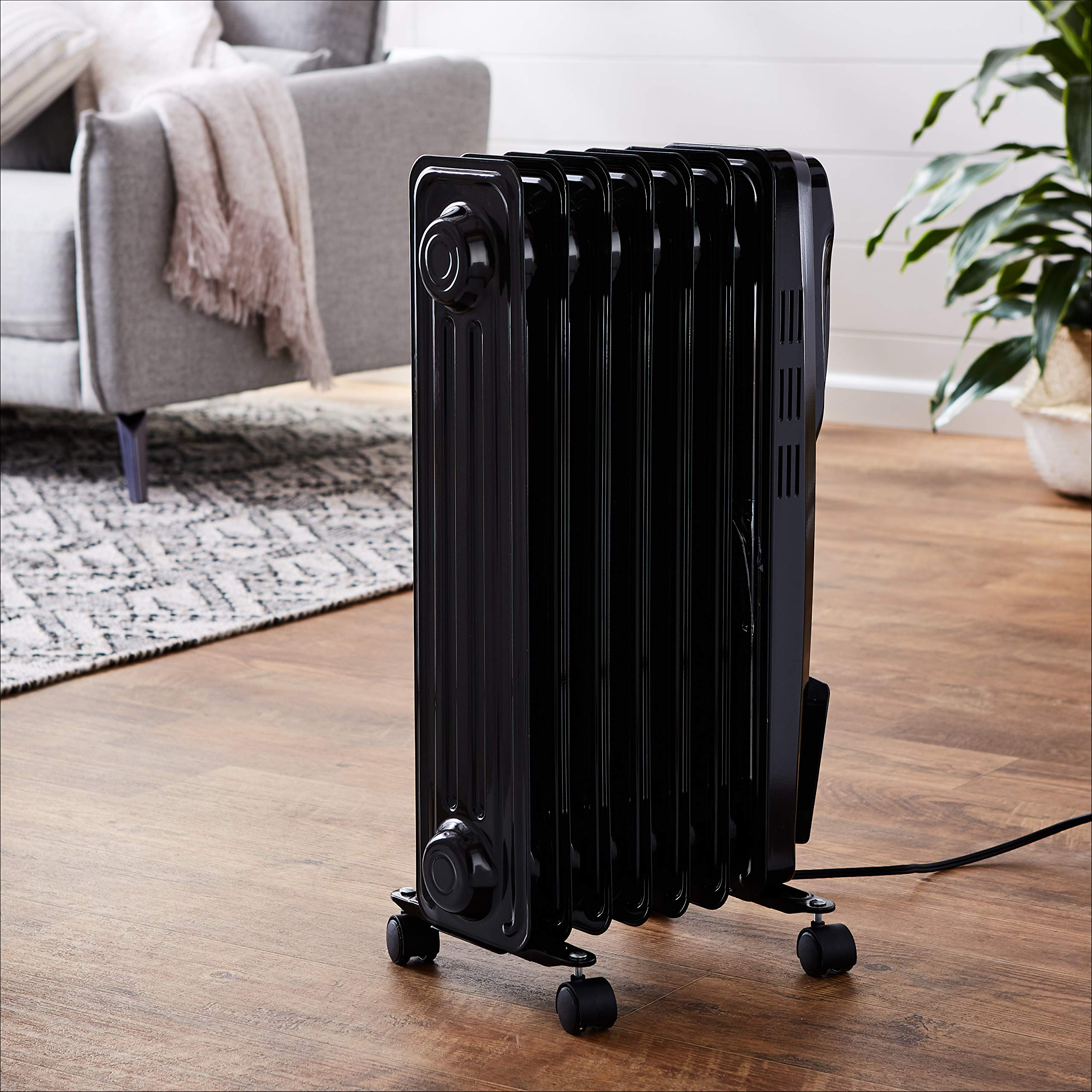 Foto 3 pulgar | Calentador De Aceite Amazon Basics Radiator 1500 W 7 Aletas Negro 64 Cm - Venta Internacional.