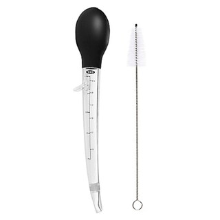 Foto 1 | Turkey Baster Oxo Good Grips En Ángulo Con Cepillo De Limpieza - Venta Internacional.
