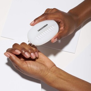 Foto 4 | Cepillo De Uñas Tweezerman De Doble Superficie Para Manicura - Venta Internacional.