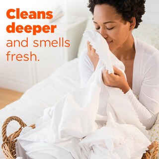 Foto 3 | Detergente Para Ropa Tide Liquid Clean Breeze Scent 2.5 L 64 Cargas - Venta Internacional.