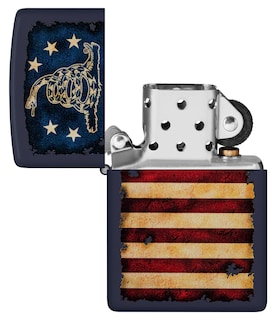 Foto 4 | Mechero De Bolsillo Zippo Don't Tread On Me Con La Bandera De Ee. Uu., Color Azul Marino Mate - Venta Internacional.
