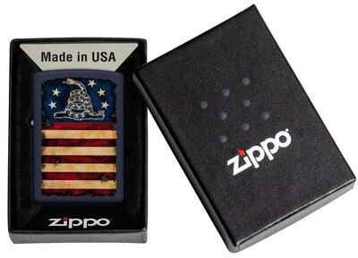 Foto 6 | Mechero De Bolsillo Zippo Don't Tread On Me Con La Bandera De Ee. Uu., Color Azul Marino Mate - Venta Internacional.