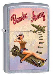 Foto 1 | Mechero Zippo Bombs Away Pin-up Girl Street Chrome 80778 - Venta Internacional.