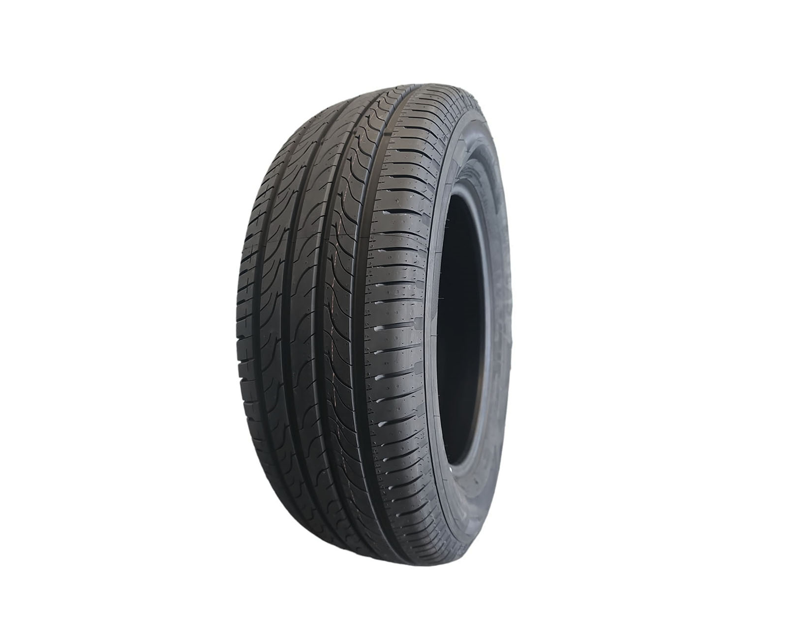 Llanta 225/60r17 99h Atlas A51