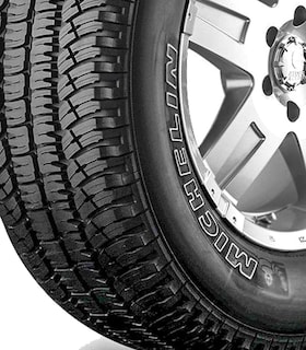 Foto 3 | Llanta Lt285/70r17 Michelin Ltx A/t 2 121/118r