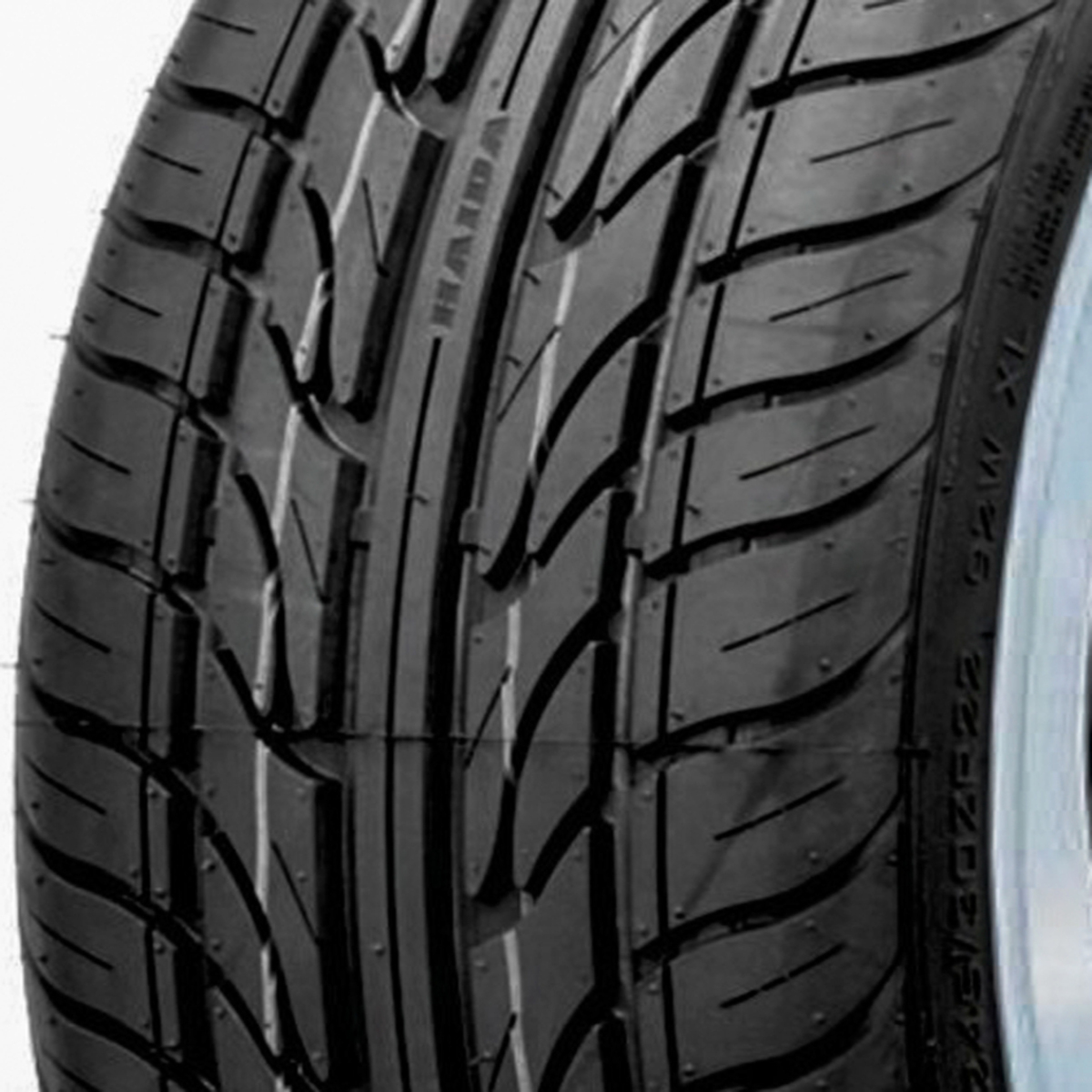 Foto 4 pulgar | Llanta 245/40r18 Haida Hd921 97w