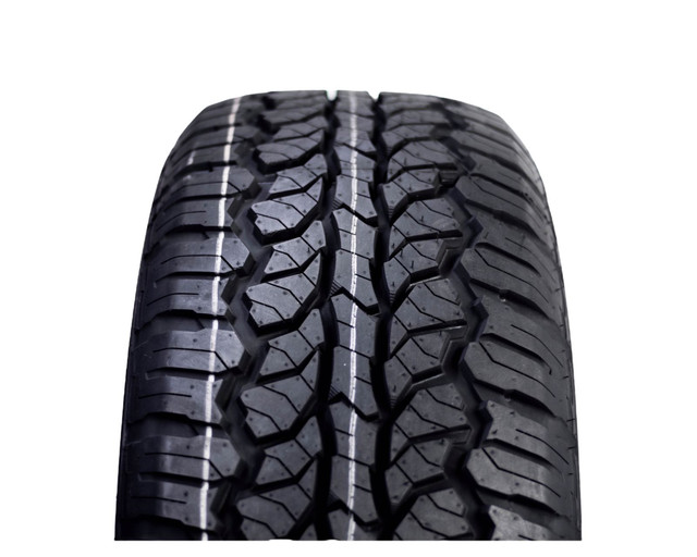 Foto 4 pulgar | Llanta 215/70r15 109r Power Lander A/t Powertrac